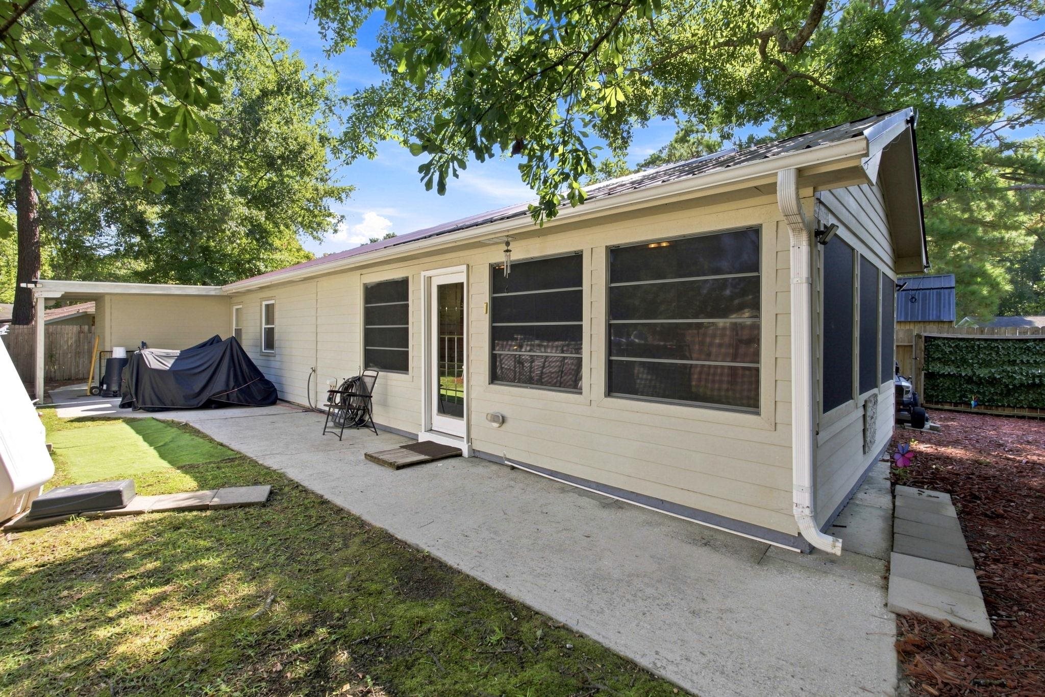 233 Stonebrook Dr. Property Photo 33