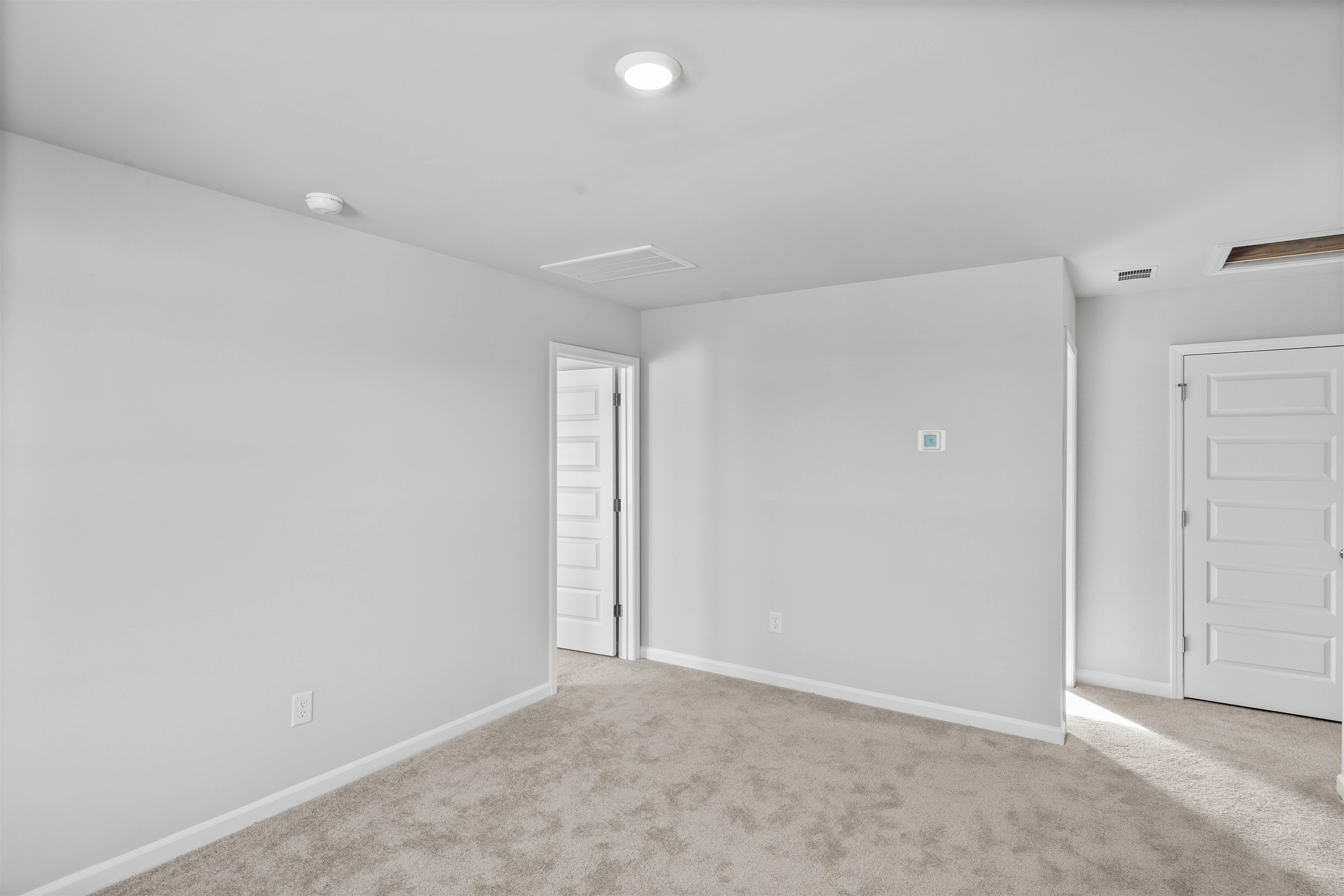 289 Pleasant Valley Dr Property Photo 5