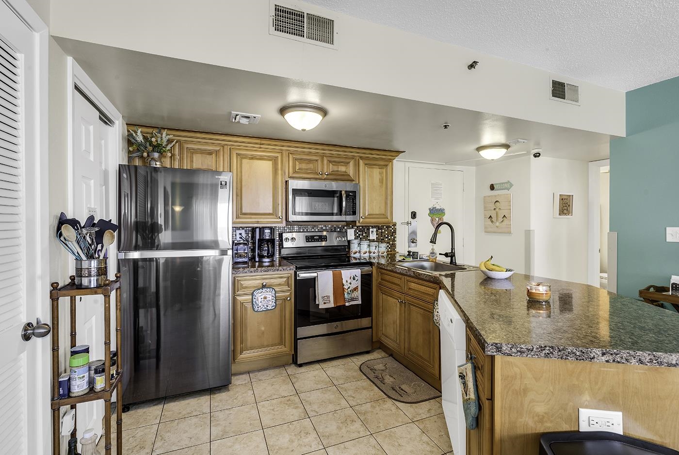 1605 S Ocean Blvd. Property Photo 3