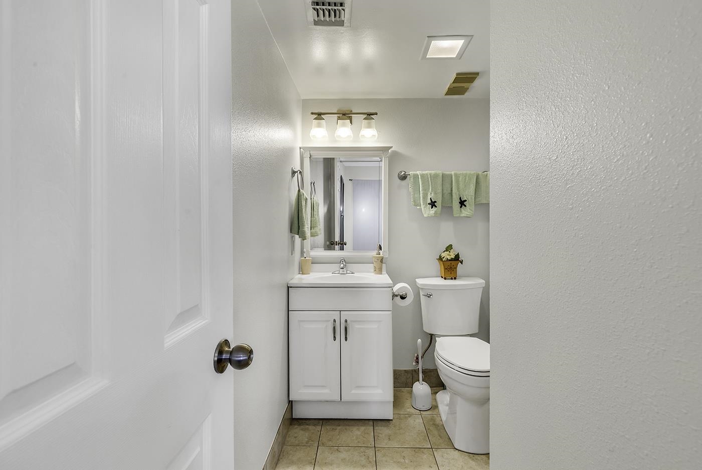 1605 S Ocean Blvd. Property Photo 11