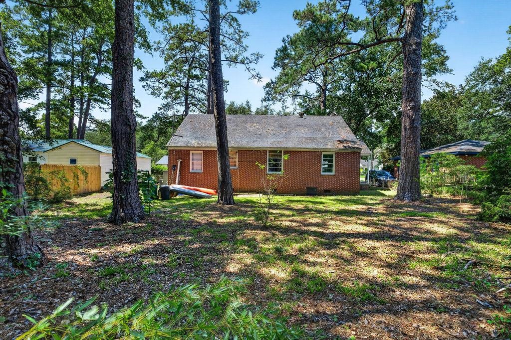 2501 Redwood St. Property Photo 11