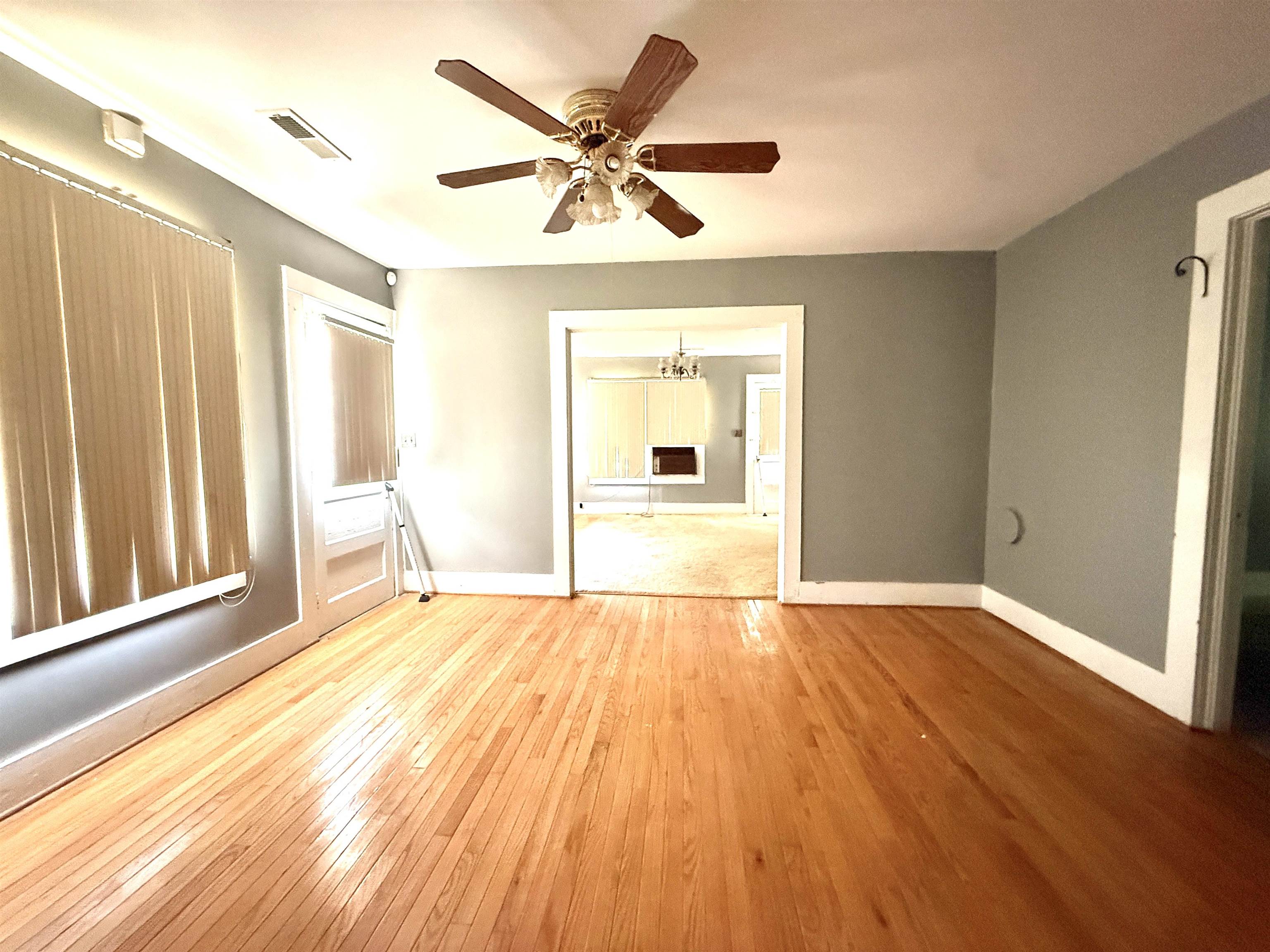 3 N Hazel Ave. Property Photo 4