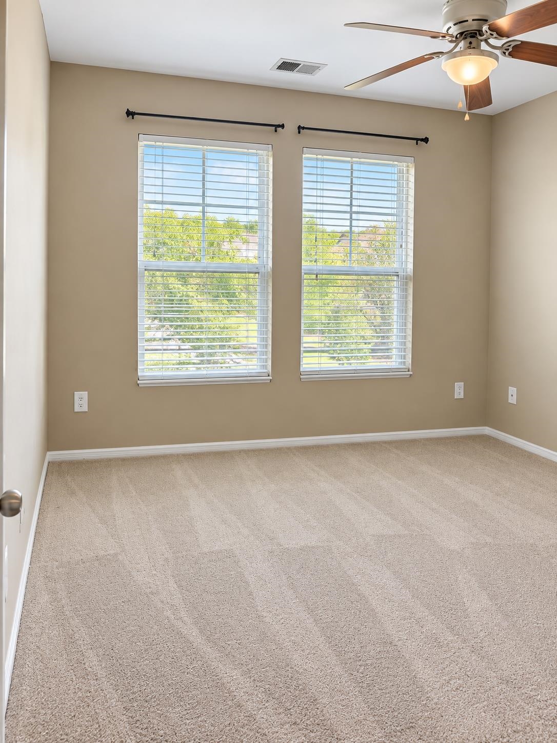 190 Olde Towne Way Property Photo 9