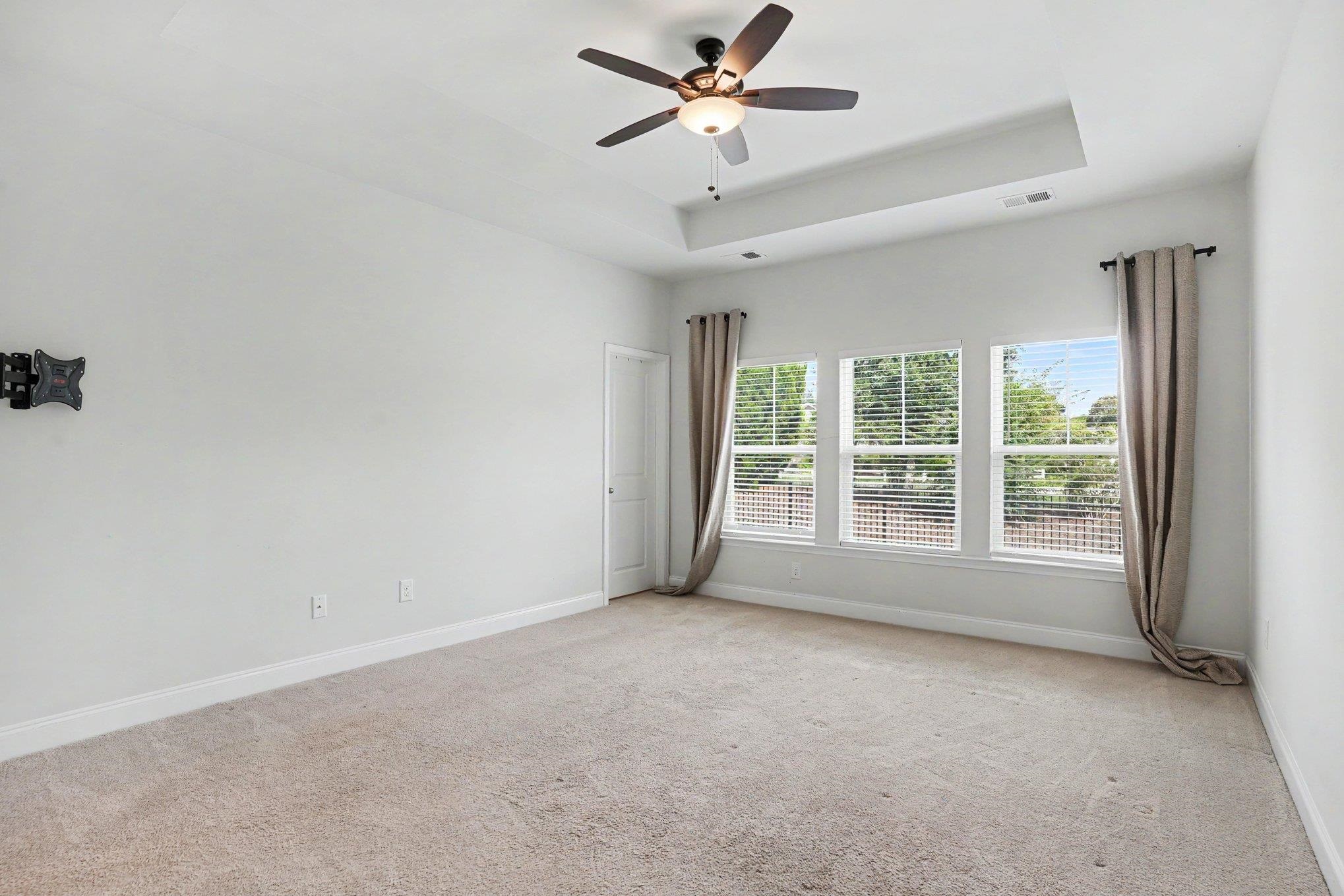 625 Cherry Blossom Dr. Property Photo 16
