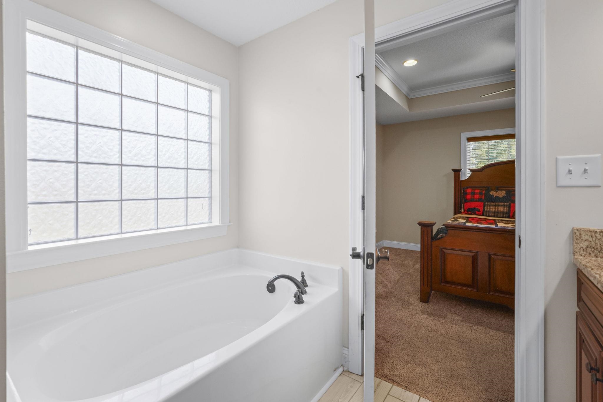 117 Old English Dr. Property Photo 28