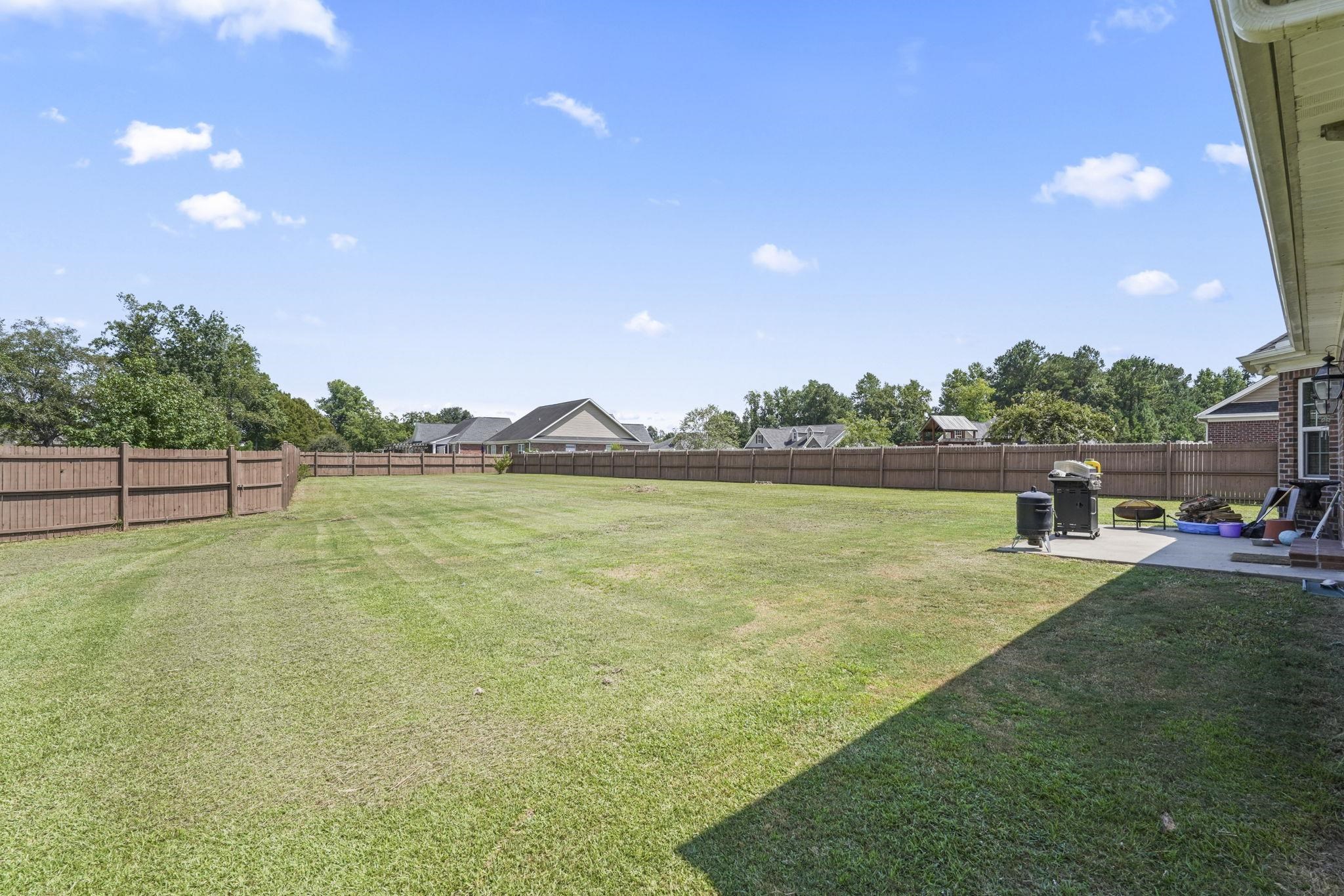 117 Old English Dr. Property Photo 37