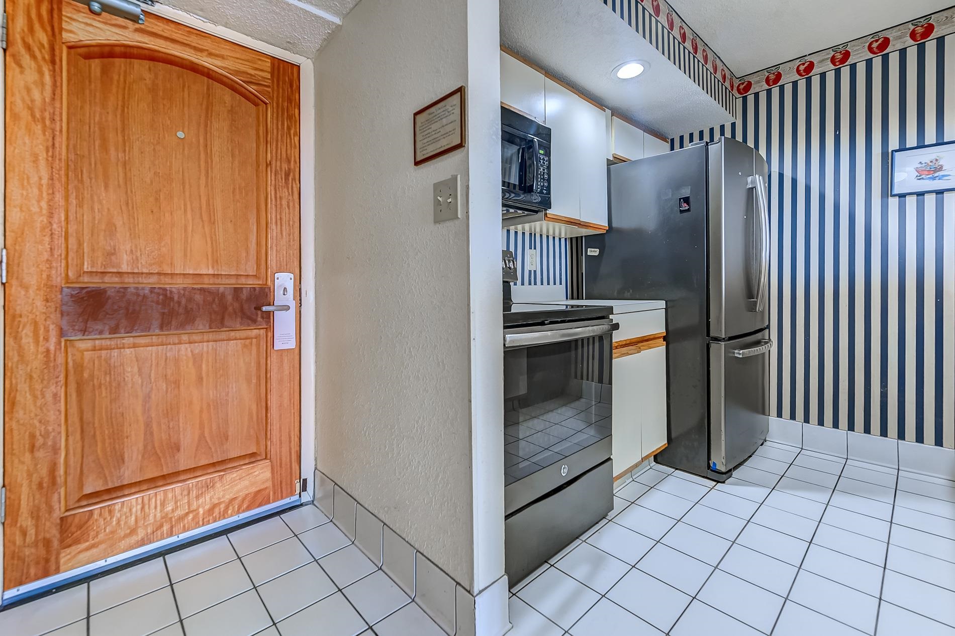 9550 Shore Dr. Property Photo 15