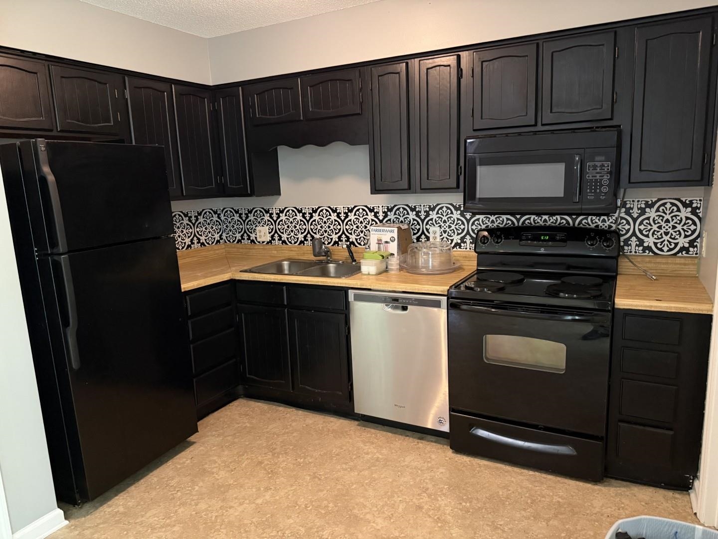 5718 Dogwood Circle Property Photo 10