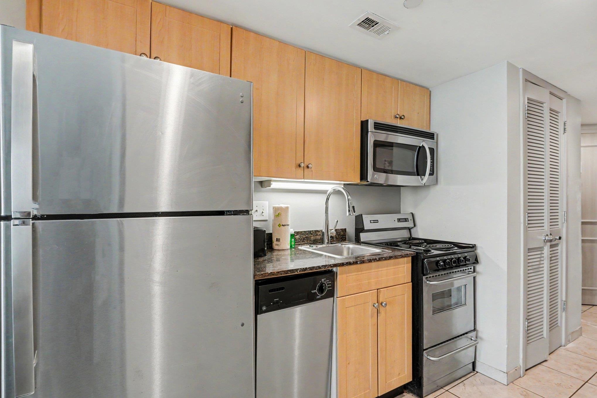 107 S Ocean Blvd. Property Photo 11