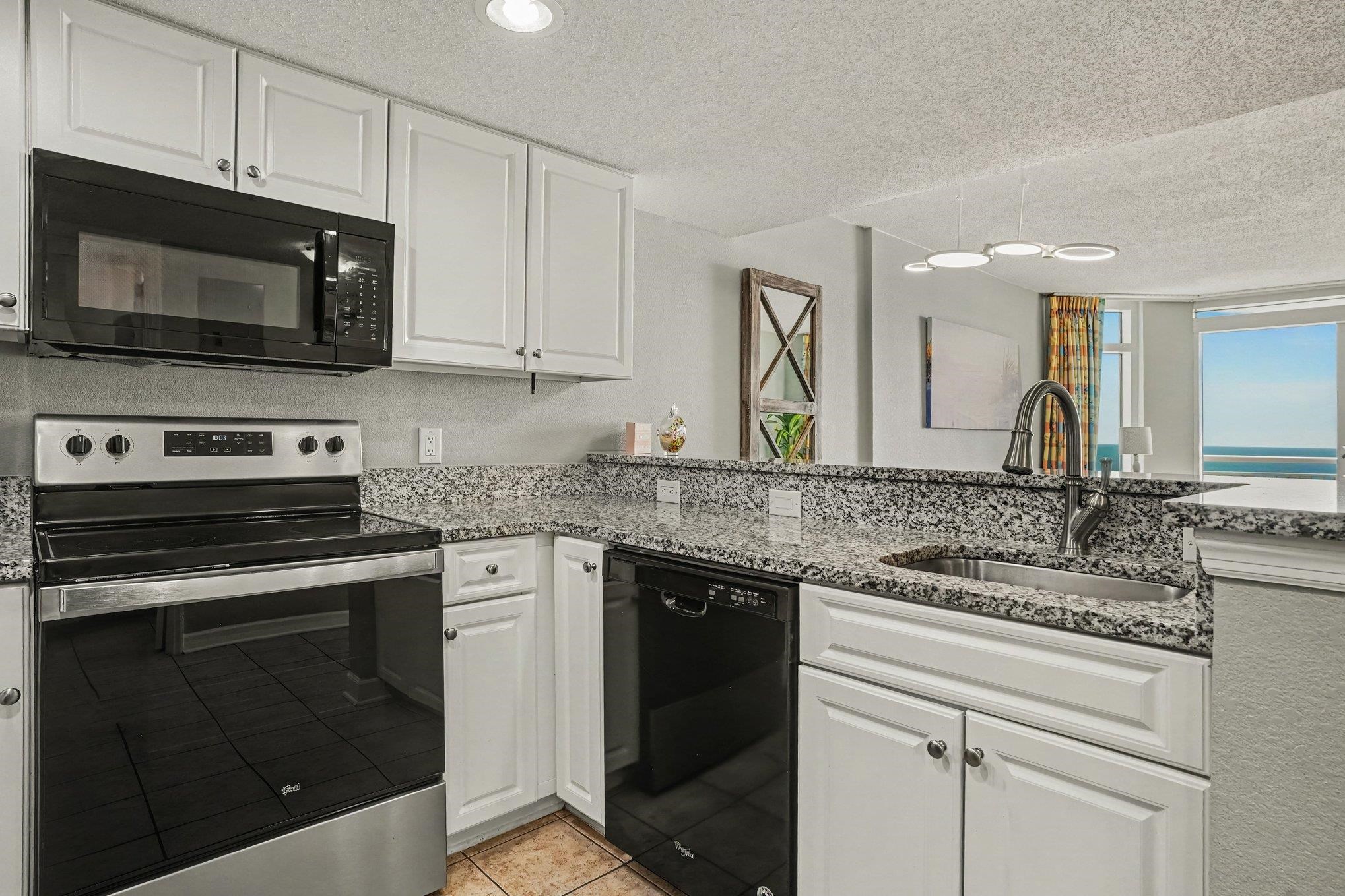2501 Ocean Blvd. S Property Photo 10