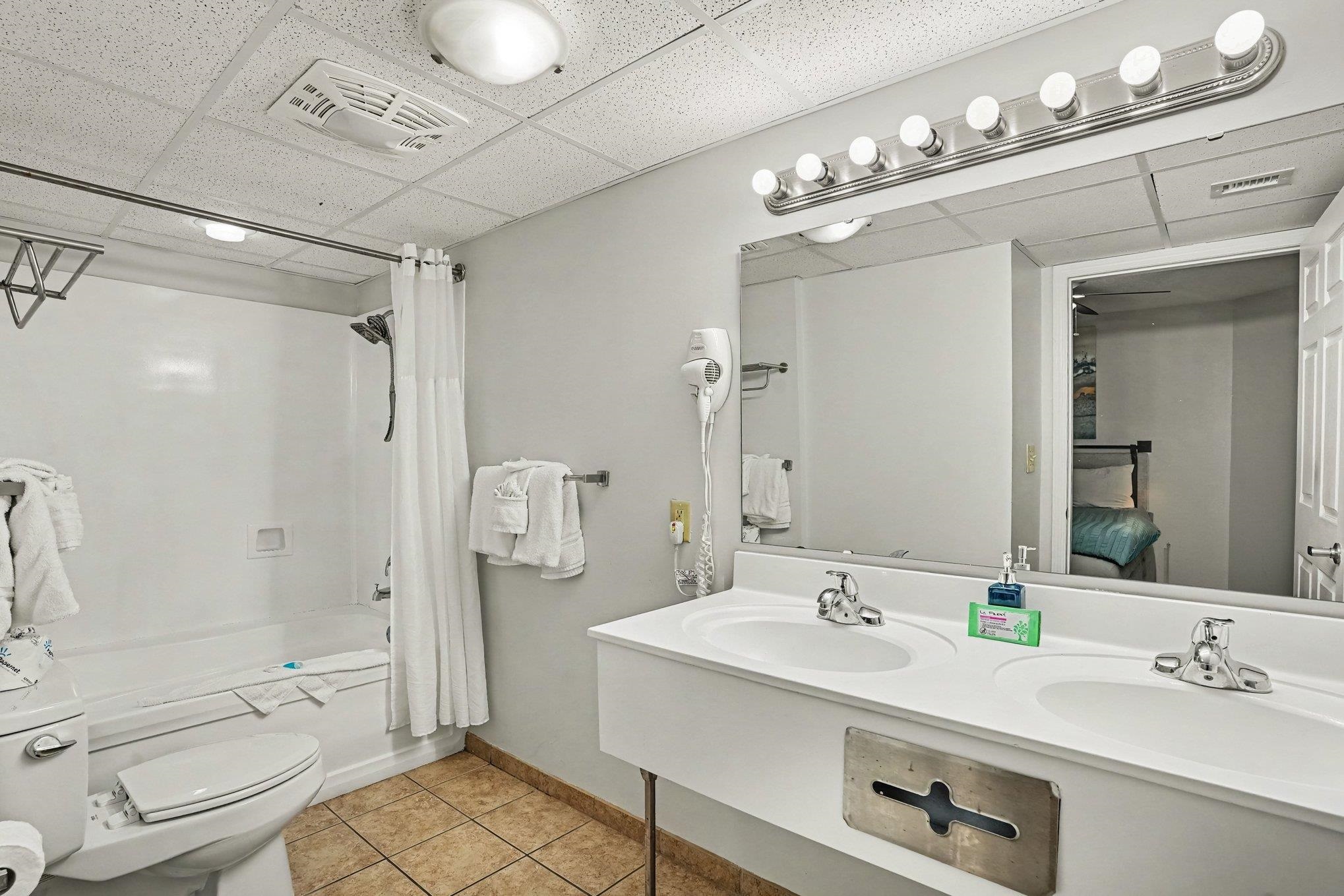 2501 Ocean Blvd. S Property Photo 14