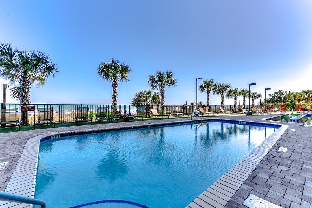 2600 N Ocean Blvd. Property Photo 2