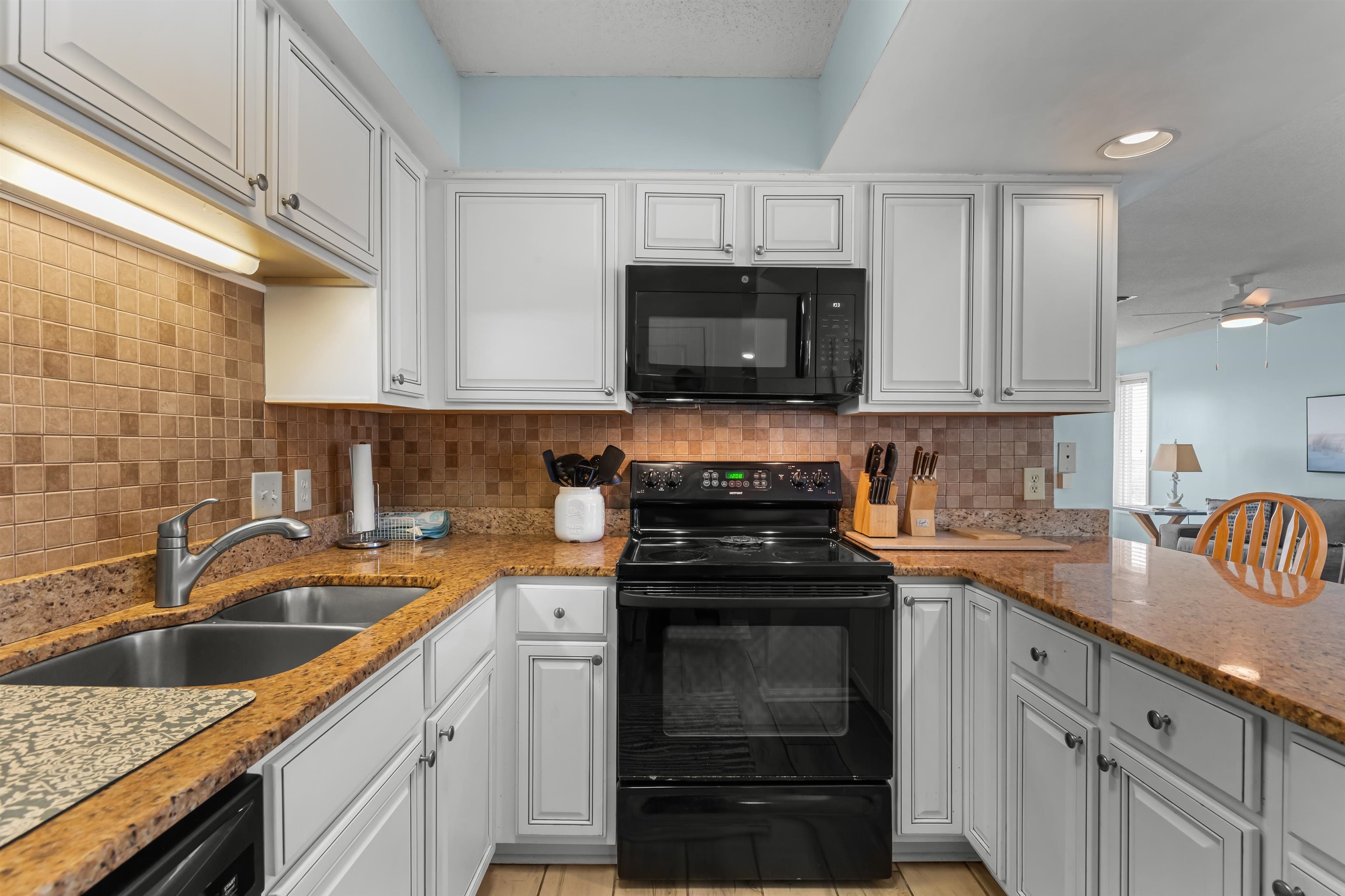 801 S Ocean Blvd. Property Photo 15