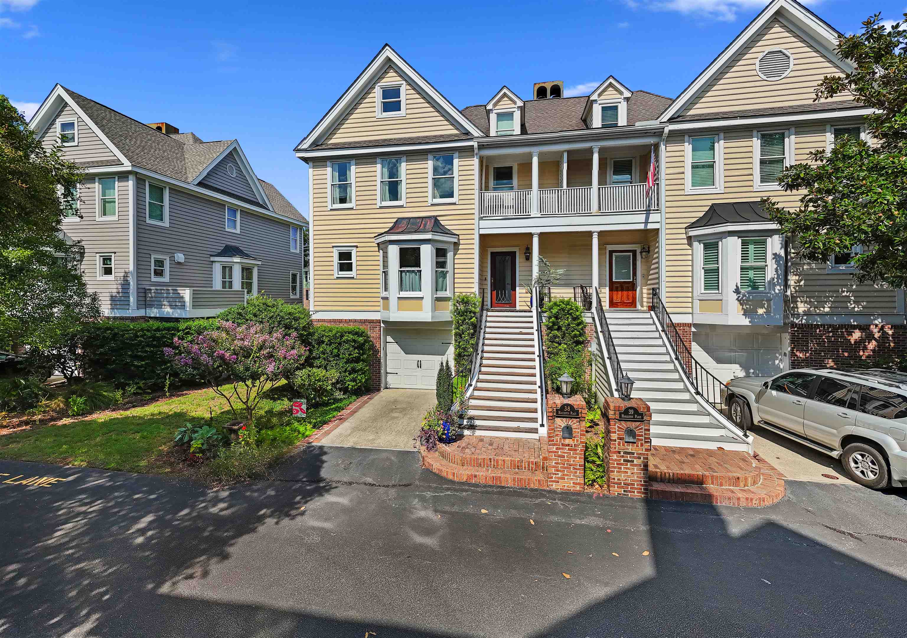 38 Harleston Place