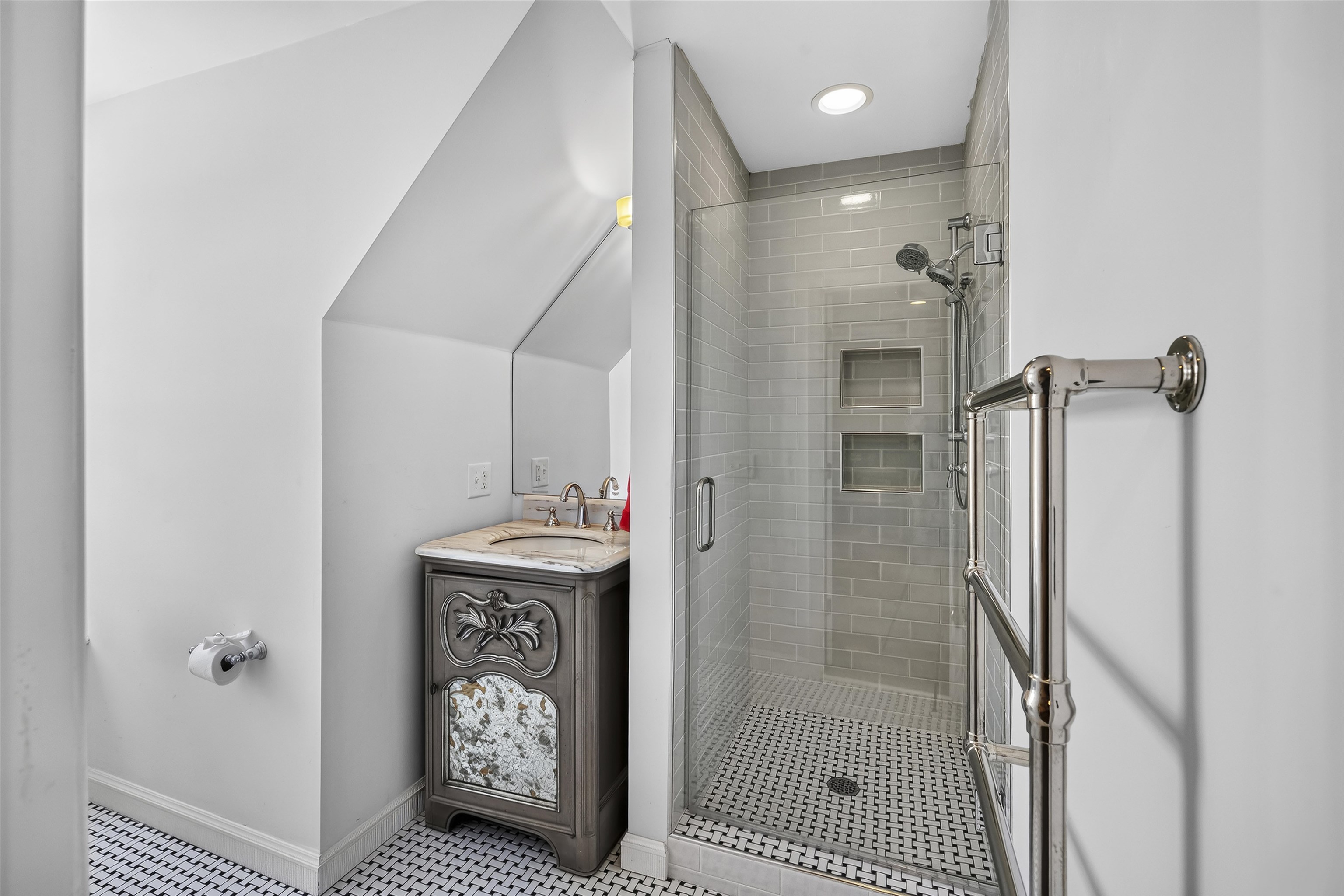 38 Harleston Place Property Photo 32