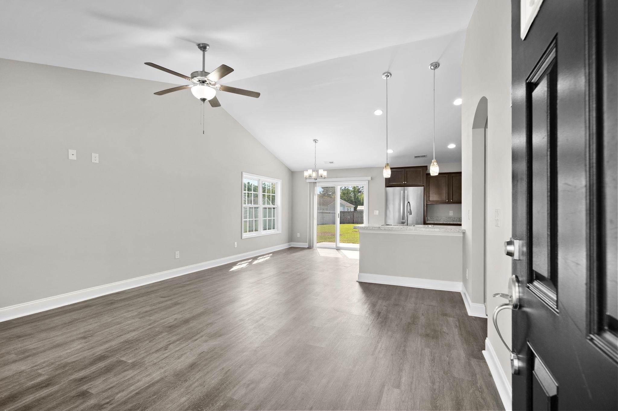 100 Pumpkin Ash Loop Property Photo 7