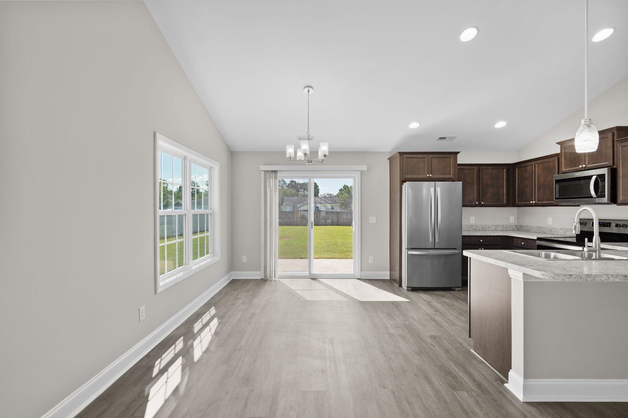 100 Pumpkin Ash Loop Property Photo 12