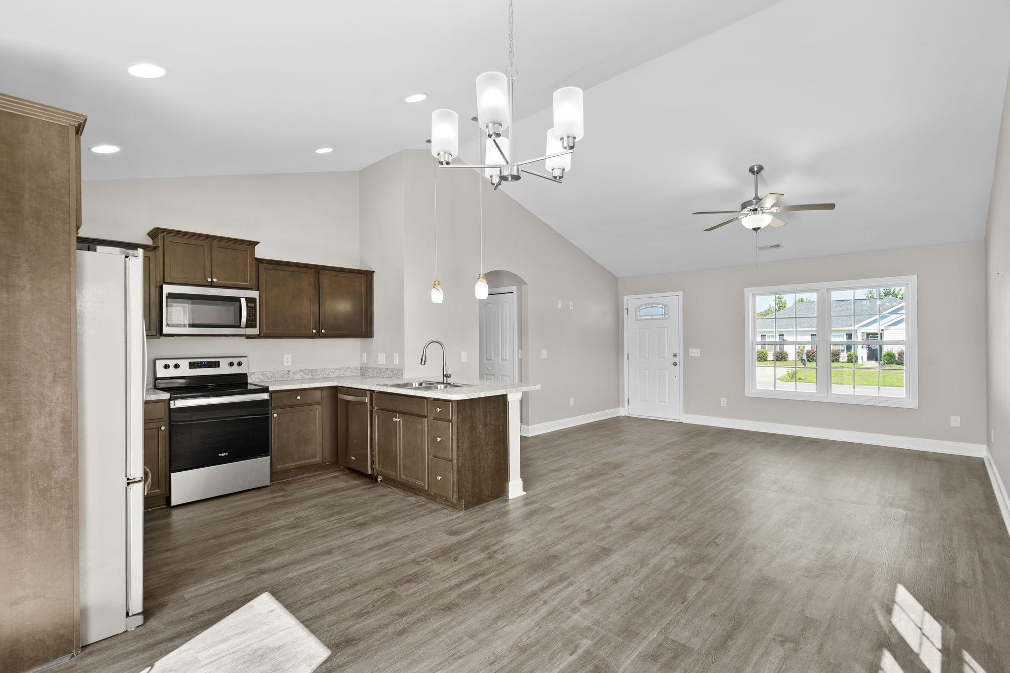 100 Pumpkin Ash Loop Property Photo 14