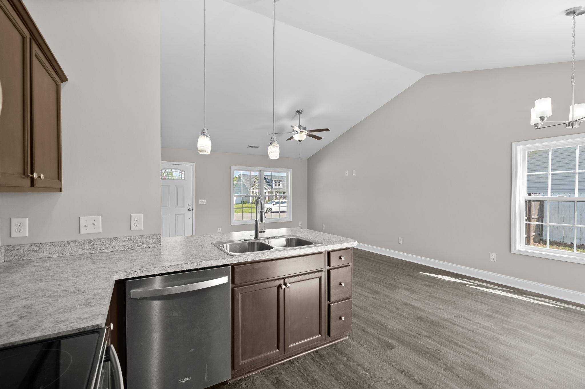 100 Pumpkin Ash Loop Property Photo 20