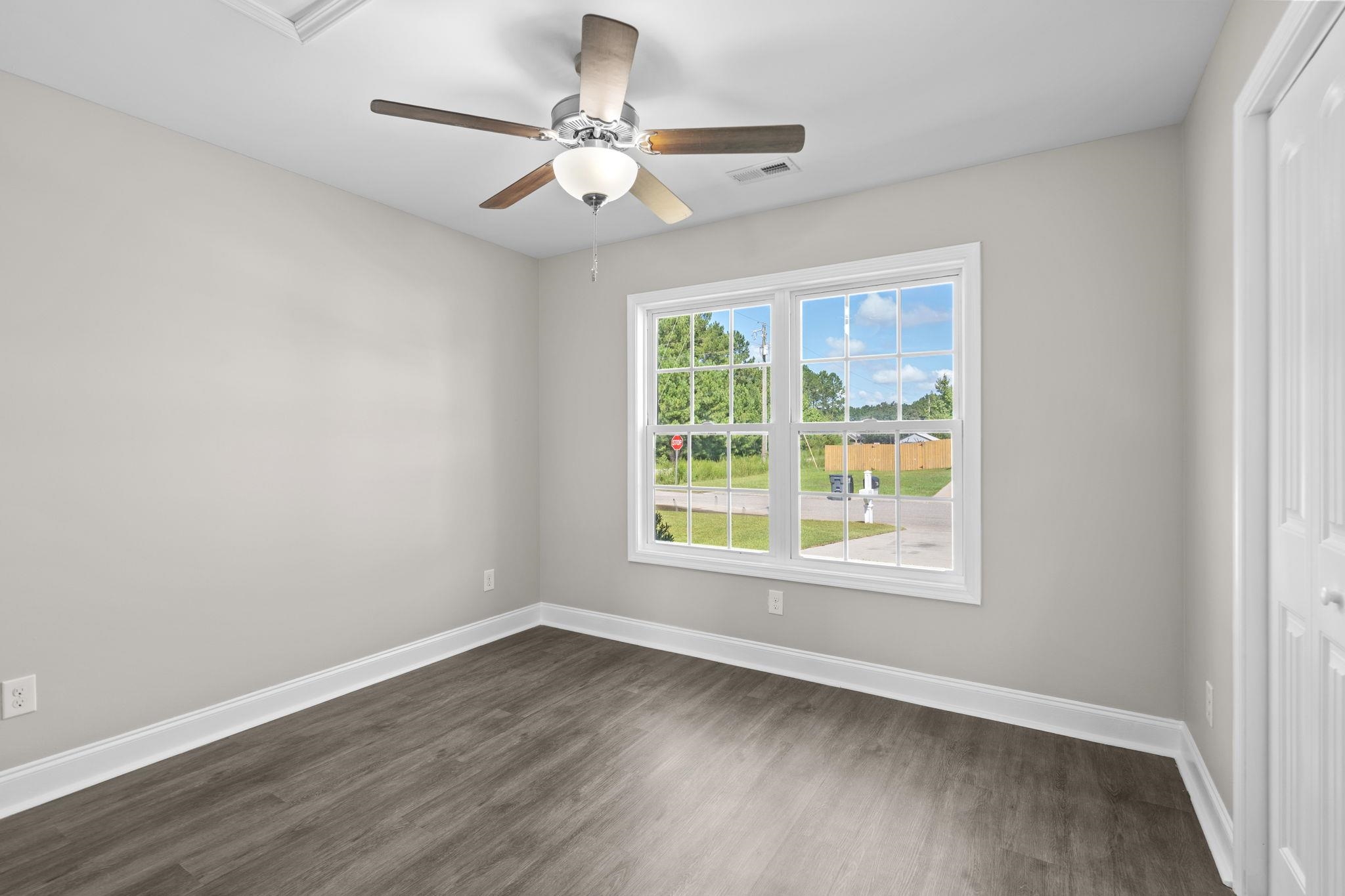 100 Pumpkin Ash Loop Property Photo 33