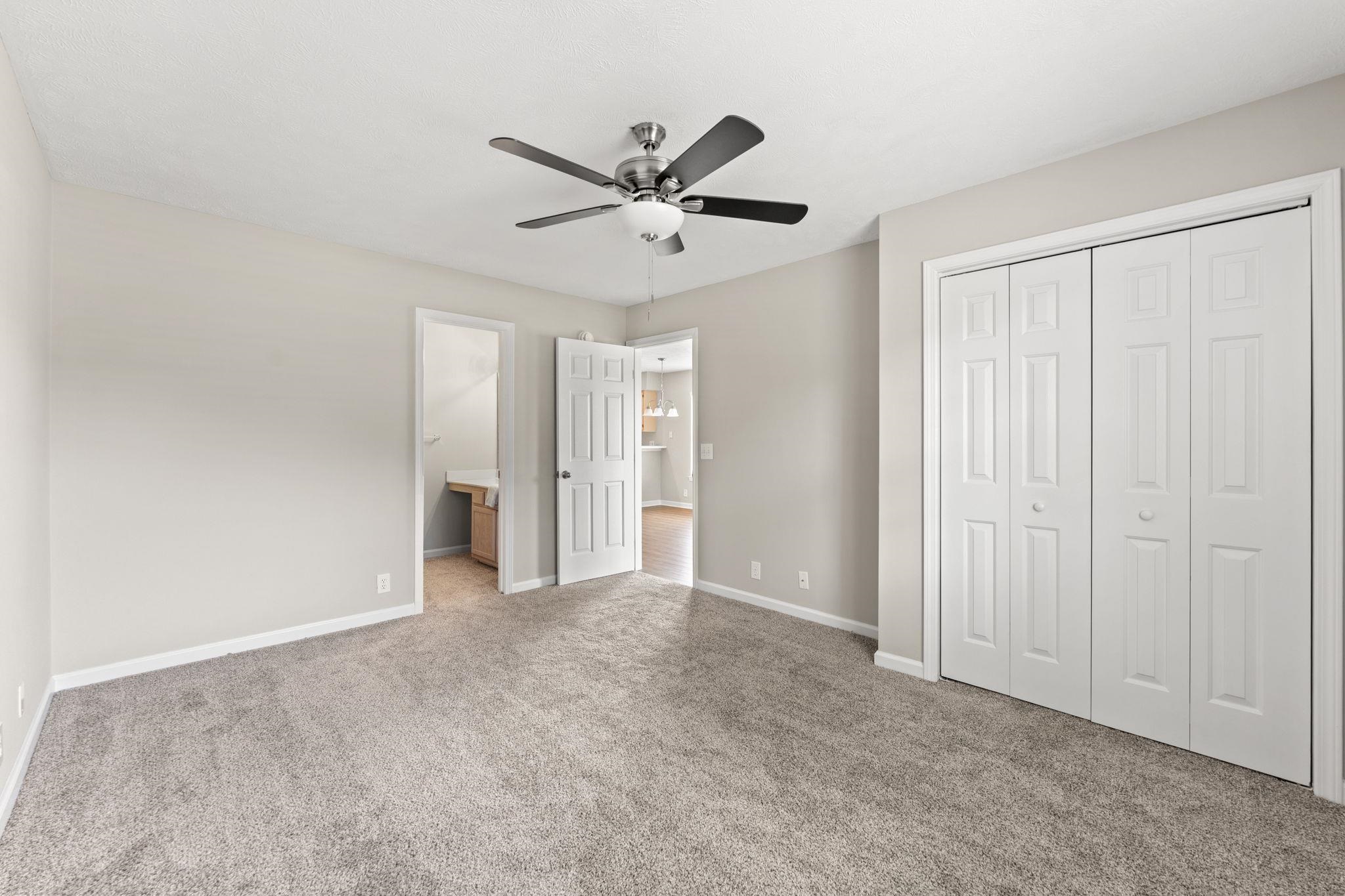 684 Tupelo Ln. Property Photo 12