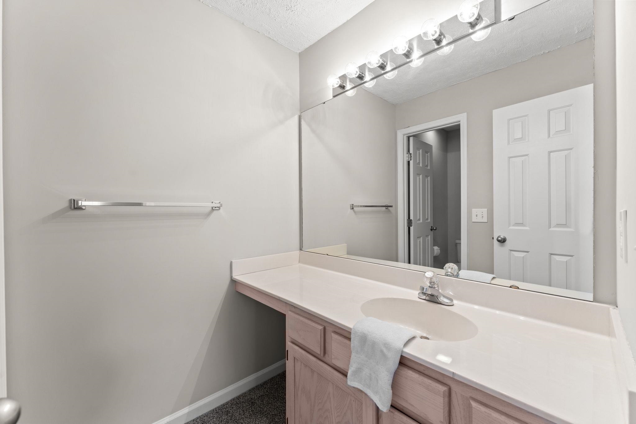 684 Tupelo Ln. Property Photo 13
