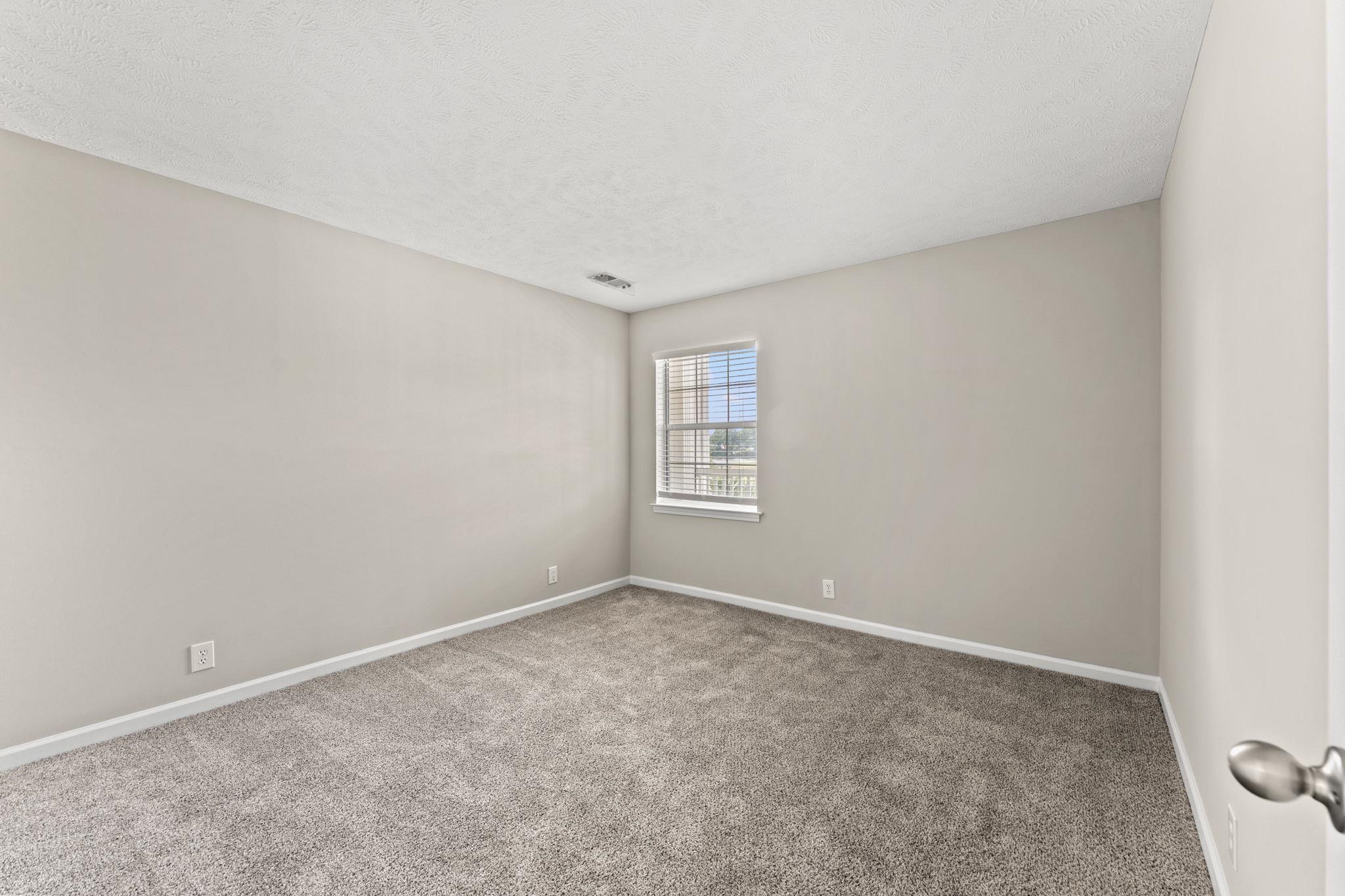 684 Tupelo Ln. Property Photo 17