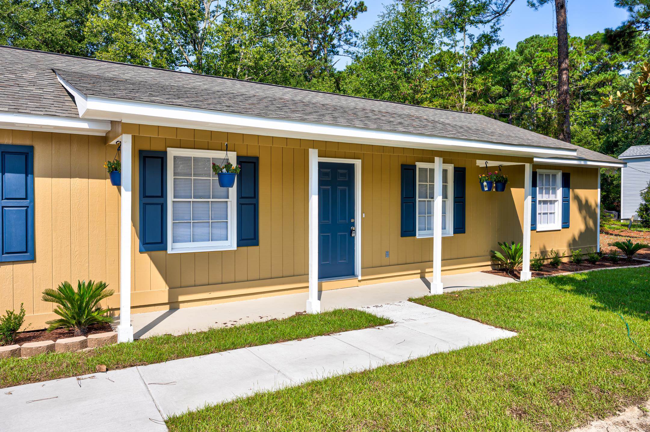 7515 Sandy Pines Ln. Property Photo 4
