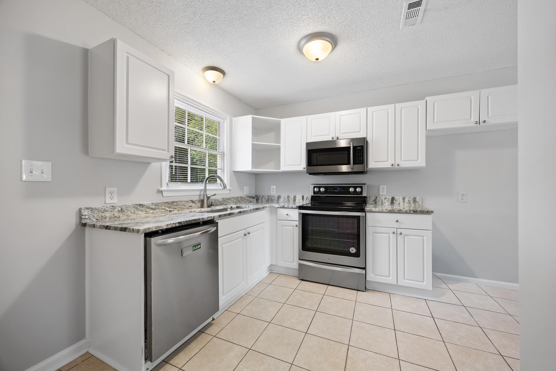 7515 Sandy Pines Ln. Property Photo 15