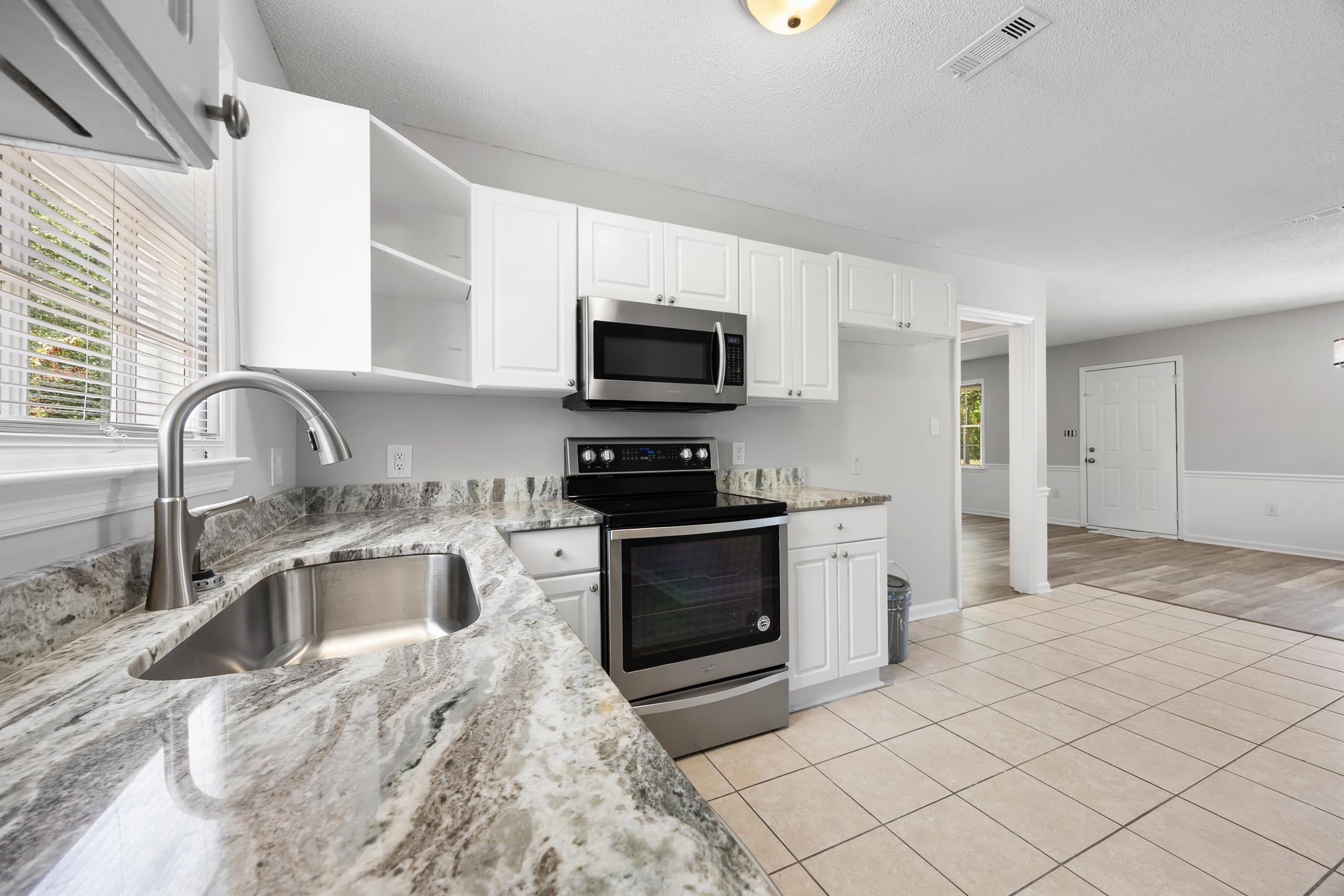 7515 Sandy Pines Ln. Property Photo 17