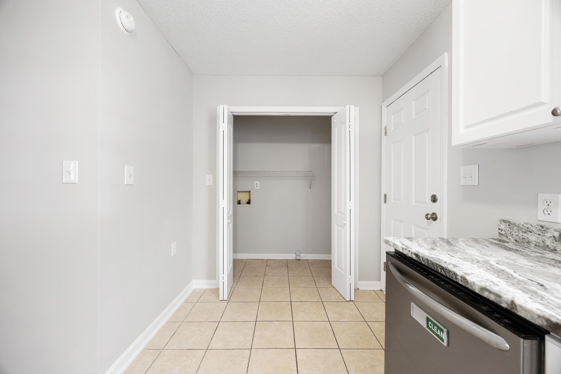 7515 Sandy Pines Ln. Property Photo 19