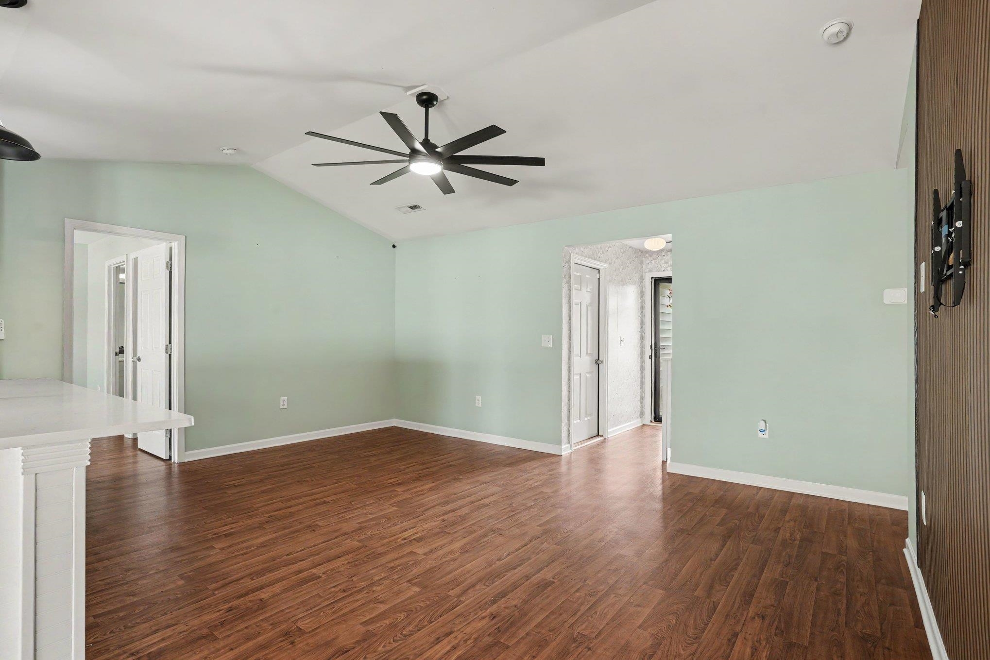 1321 Leatherman Rd. Property Photo 6