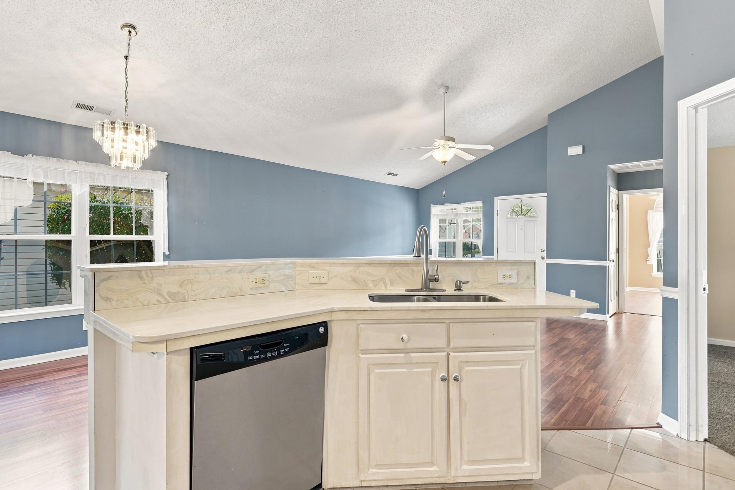 1606 Broken Anchor Way Property Photo 4