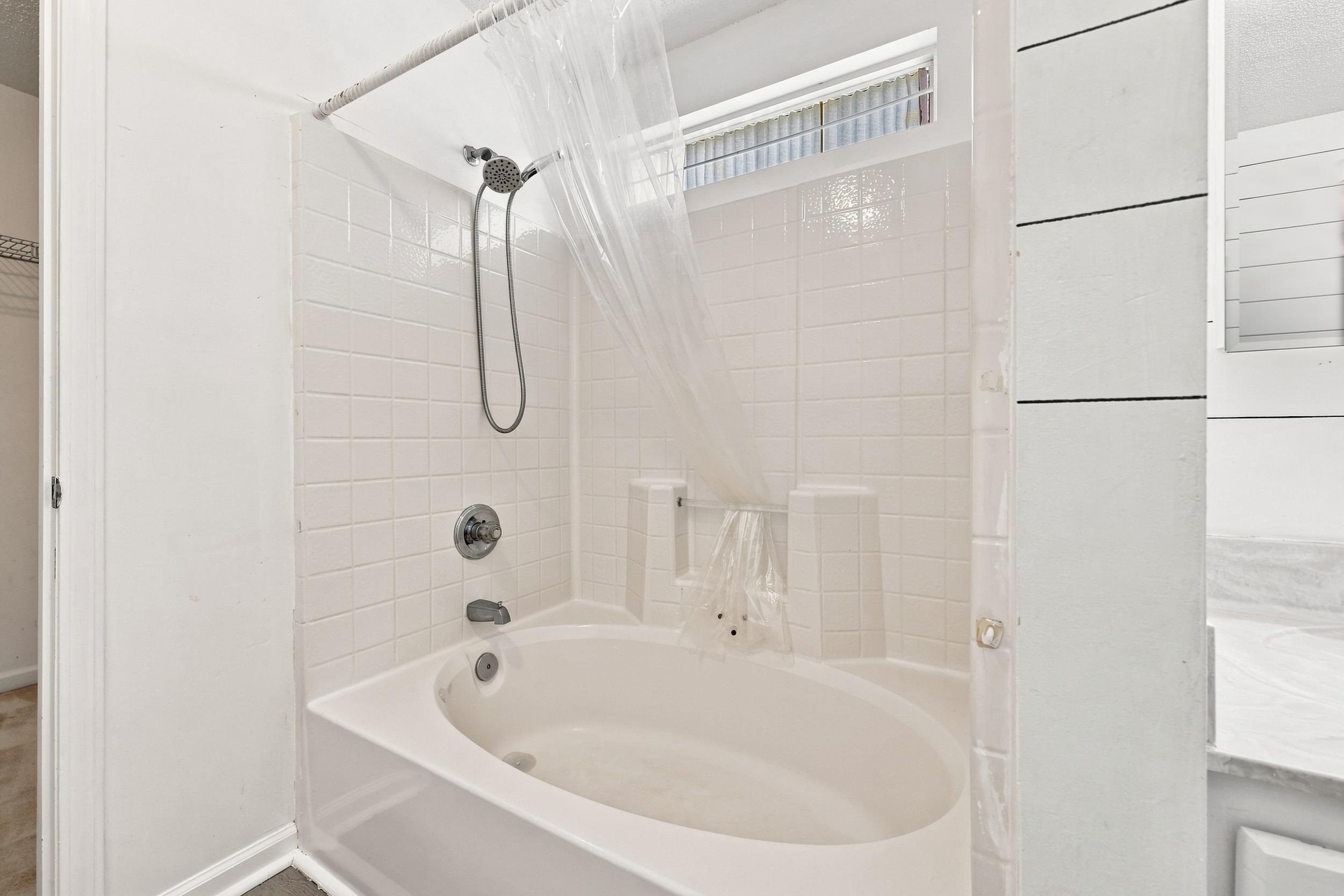 1606 Broken Anchor Way Property Photo 17