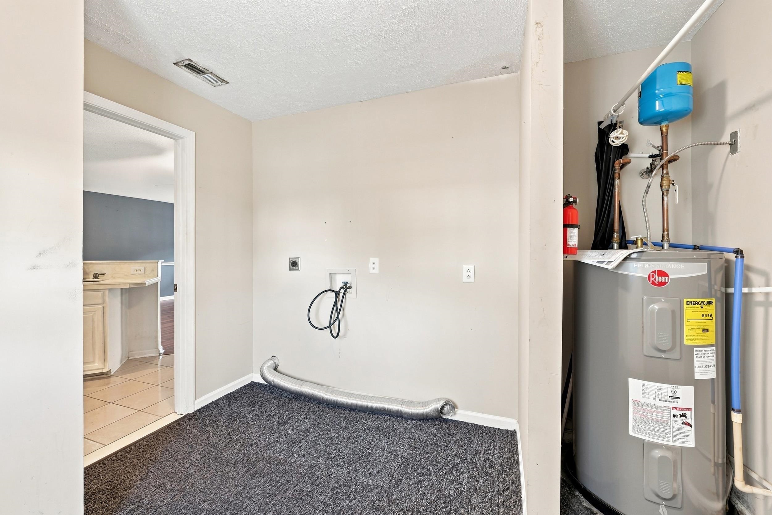 1606 Broken Anchor Way Property Photo 23