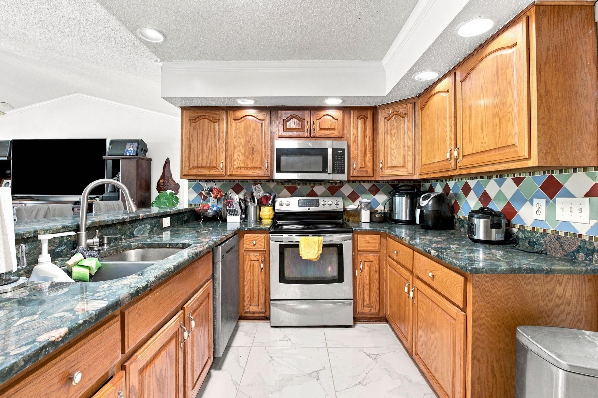 251 Pilothouse Dr. Property Photo 13