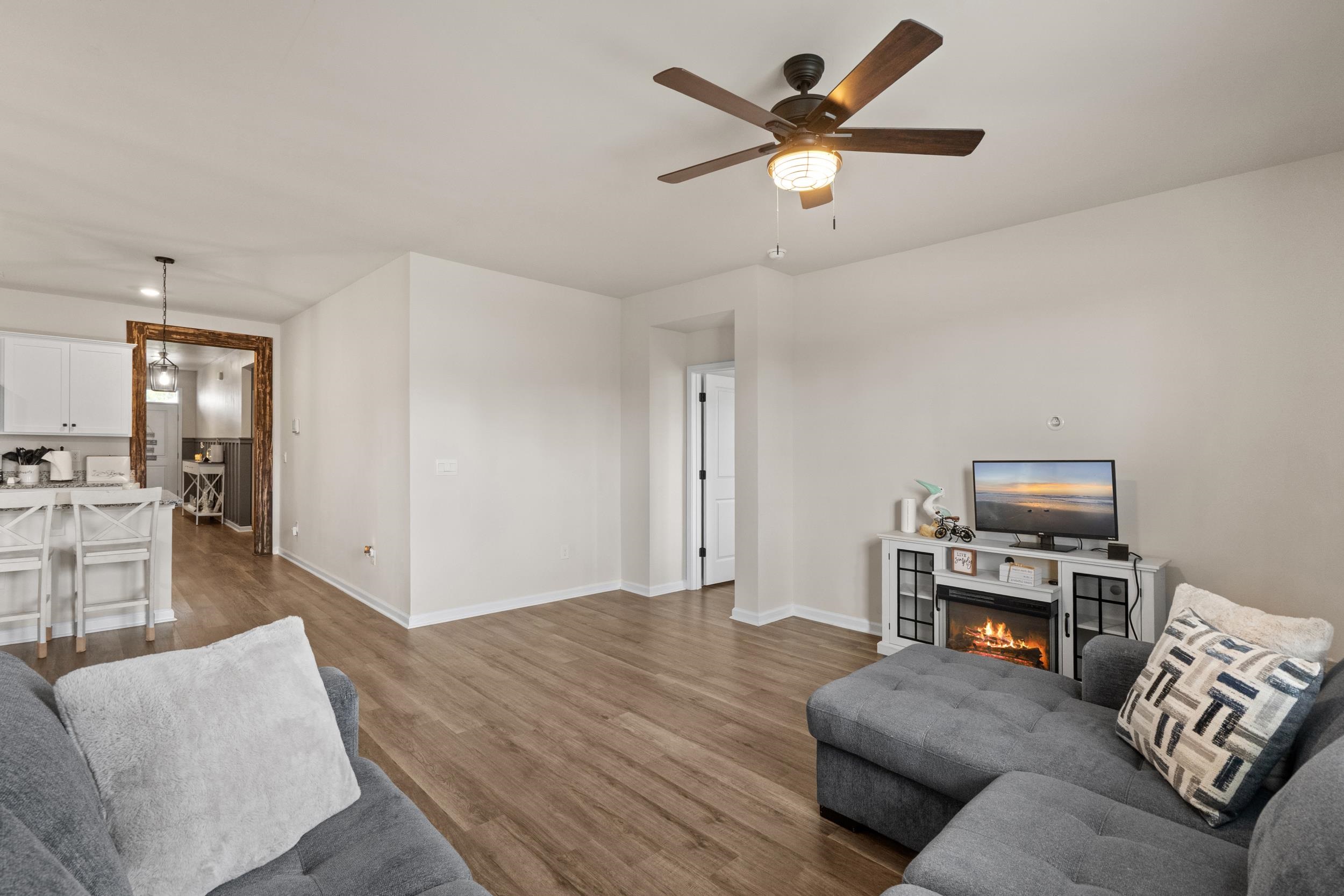730 Gryffindor Dr. Property Photo 10
