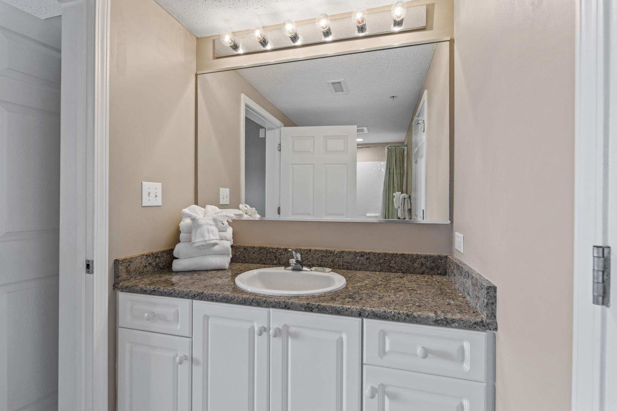4801 Harbor Pointe Dr. Property Photo 33