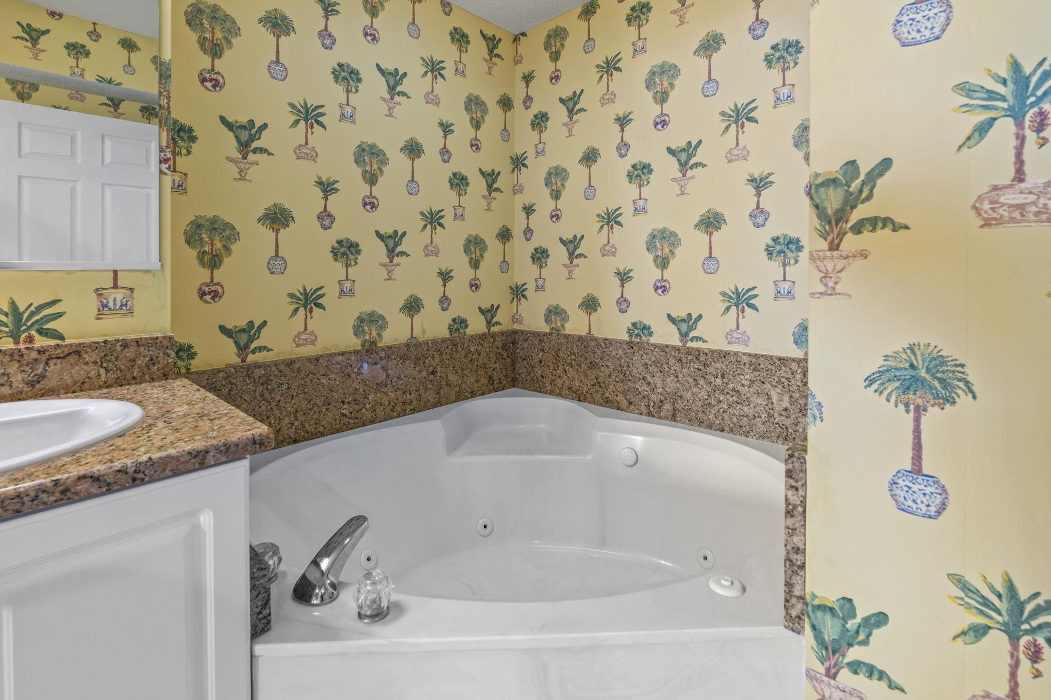 4801 Harbor Pointe Dr. Property Photo 52