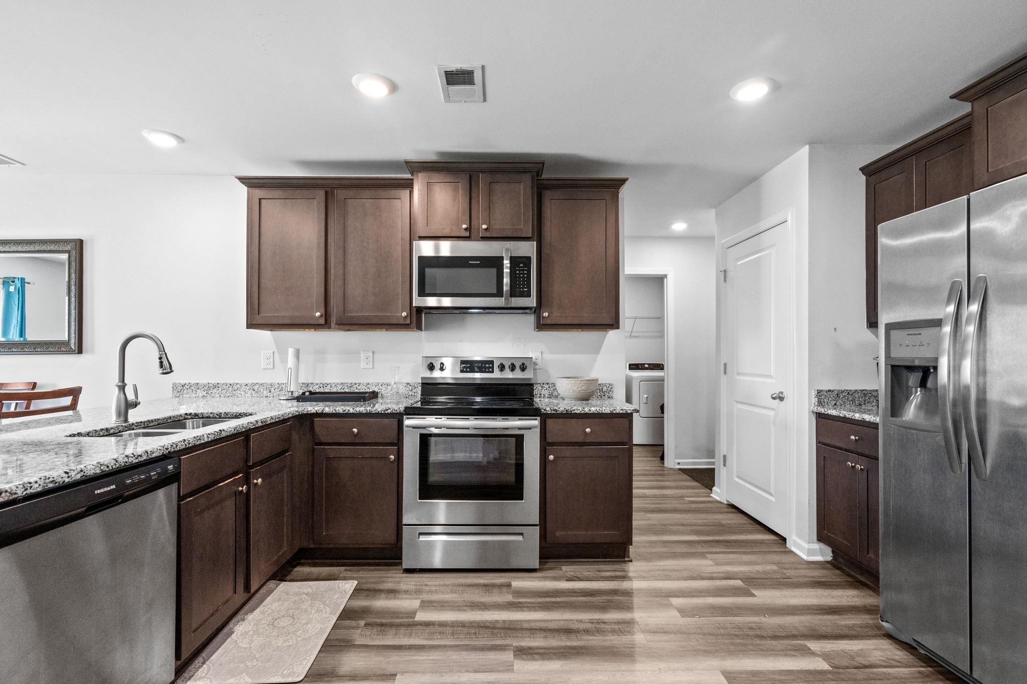 1222 Donald St. Property Photo 10