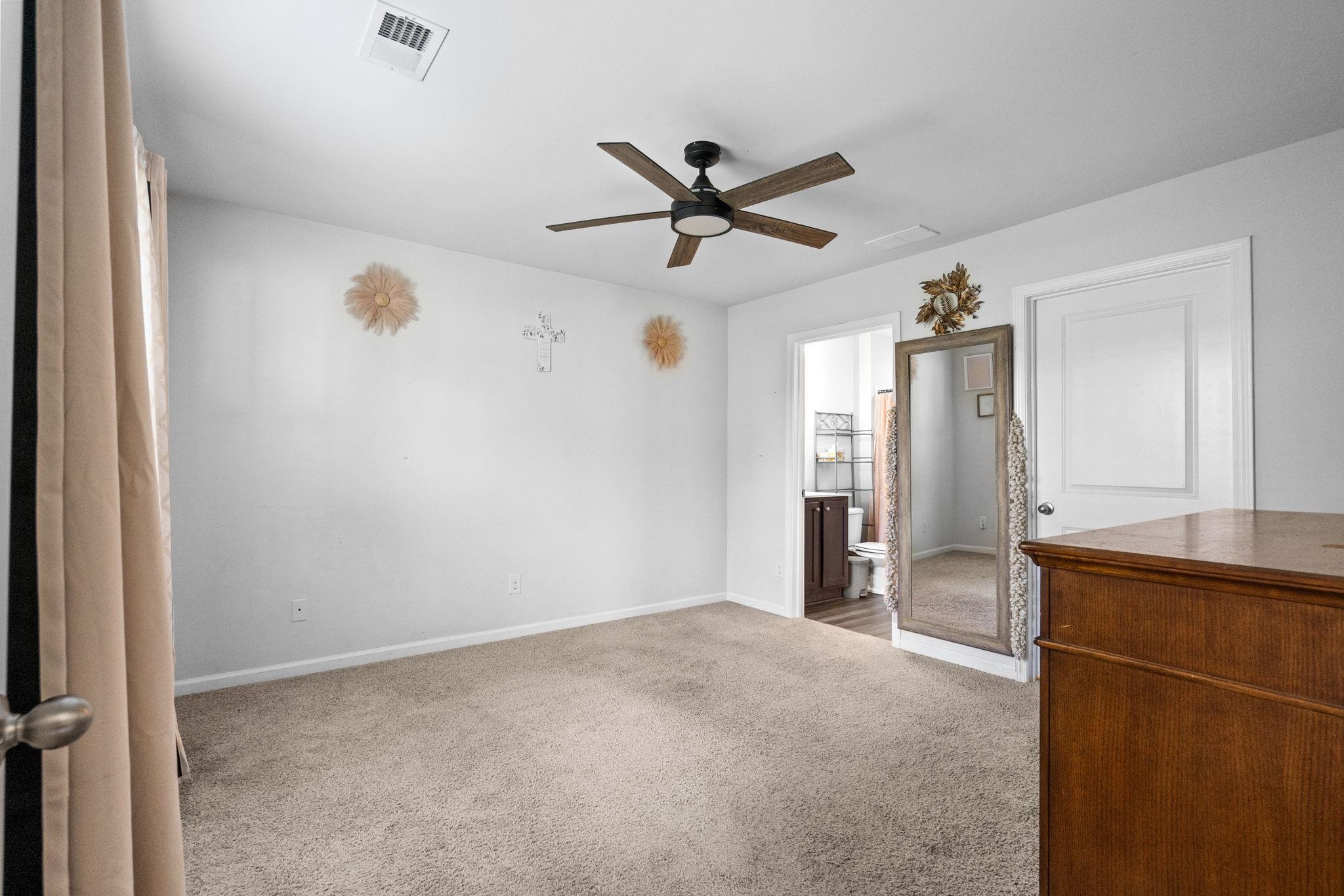 1222 Donald St. Property Photo 18