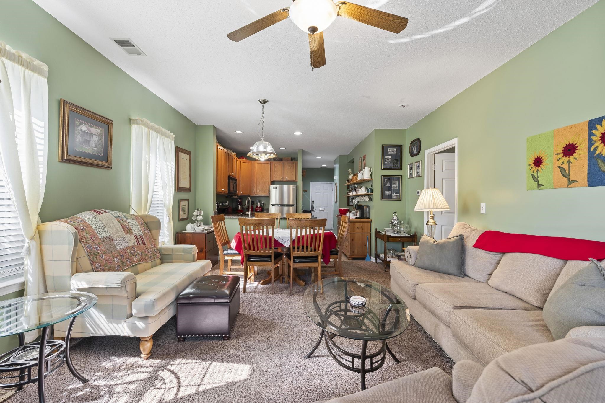 4545 Girvan Dr. Property Photo 15