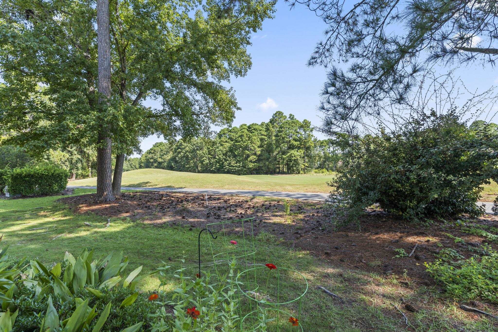 4545 Girvan Dr. Property Photo 36