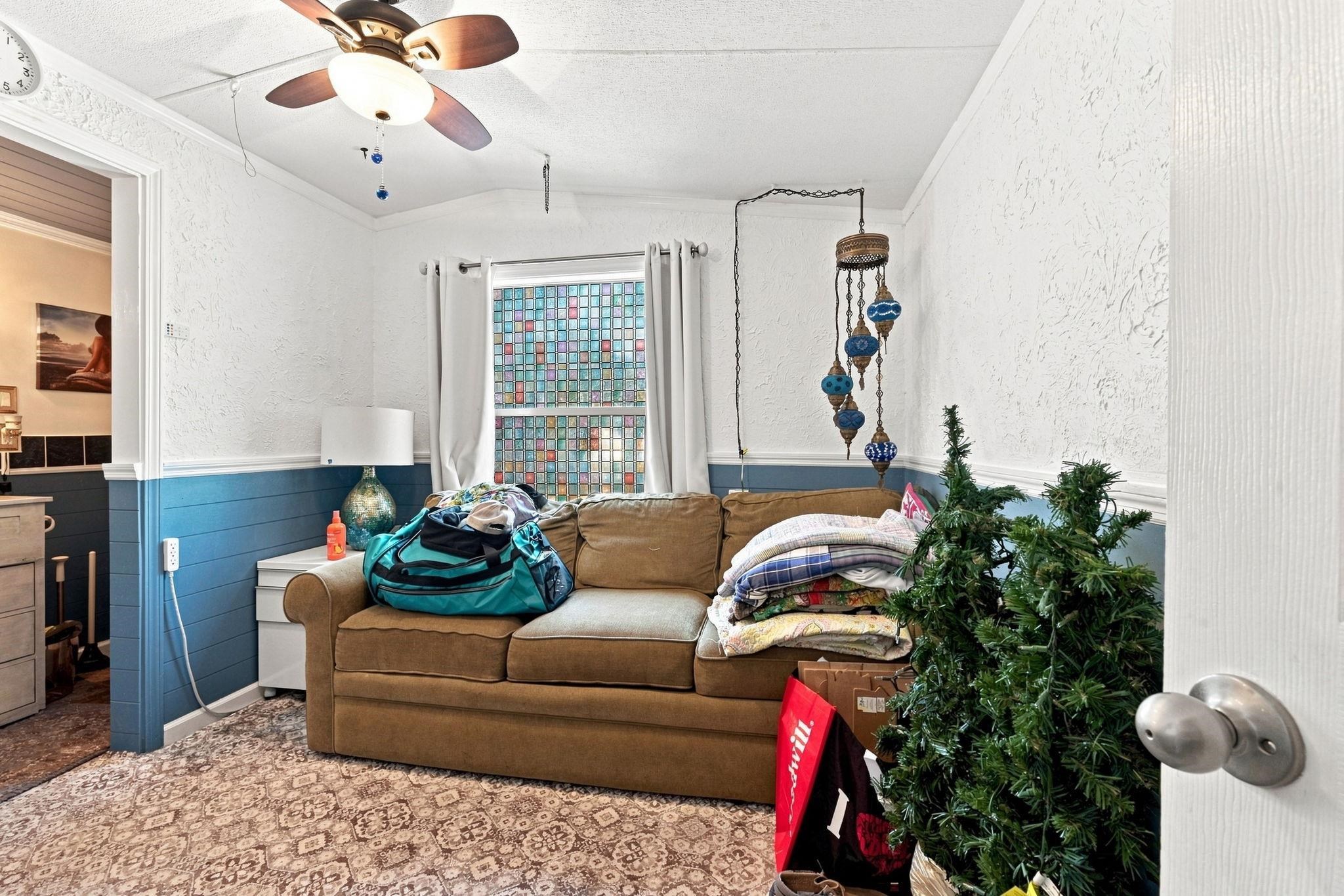 2732 Libra Dr. Property Photo 5
