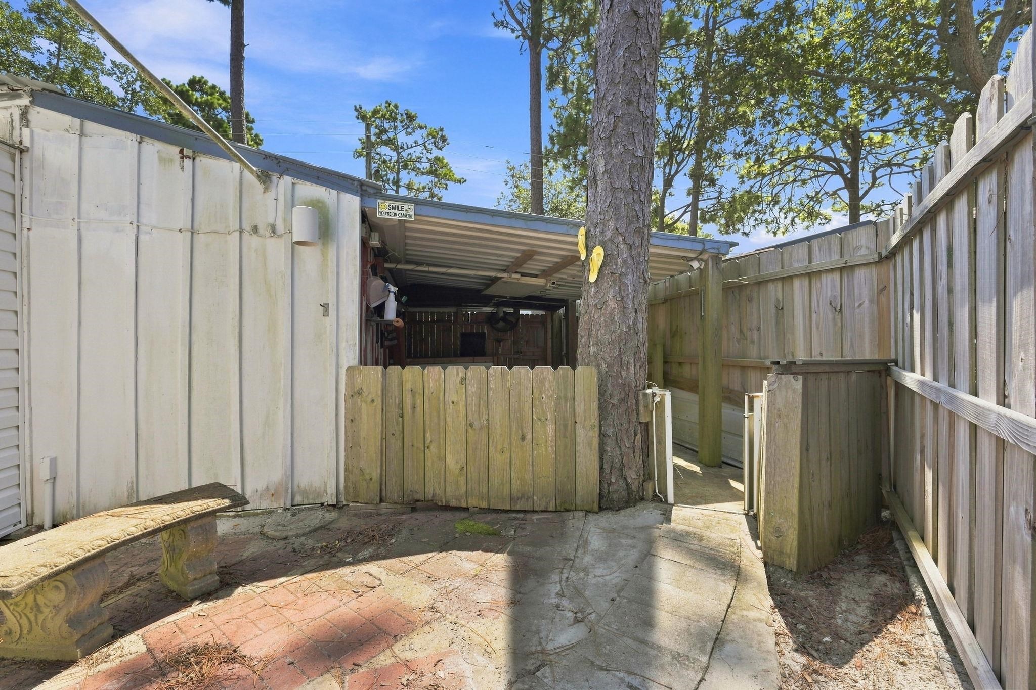2732 Libra Dr. Property Photo 18