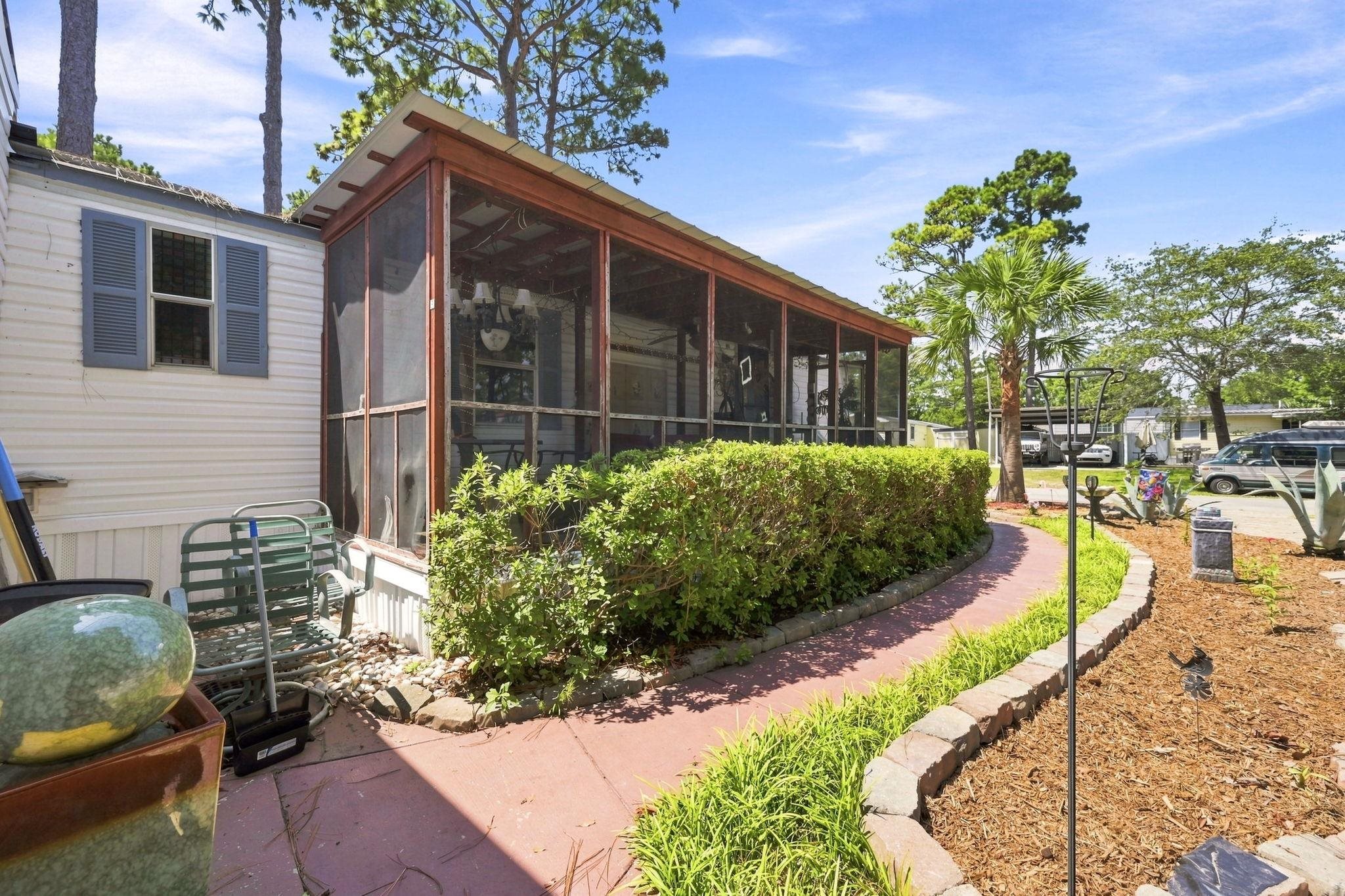 2732 Libra Dr. Property Photo 29