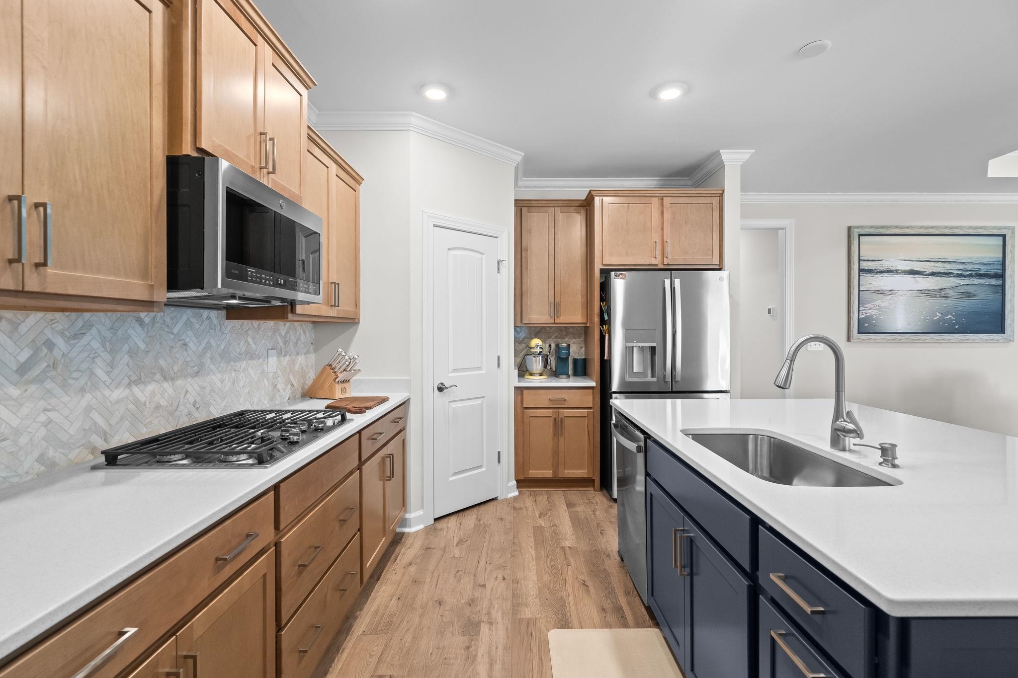 843 Cascade Loop Property Photo 10