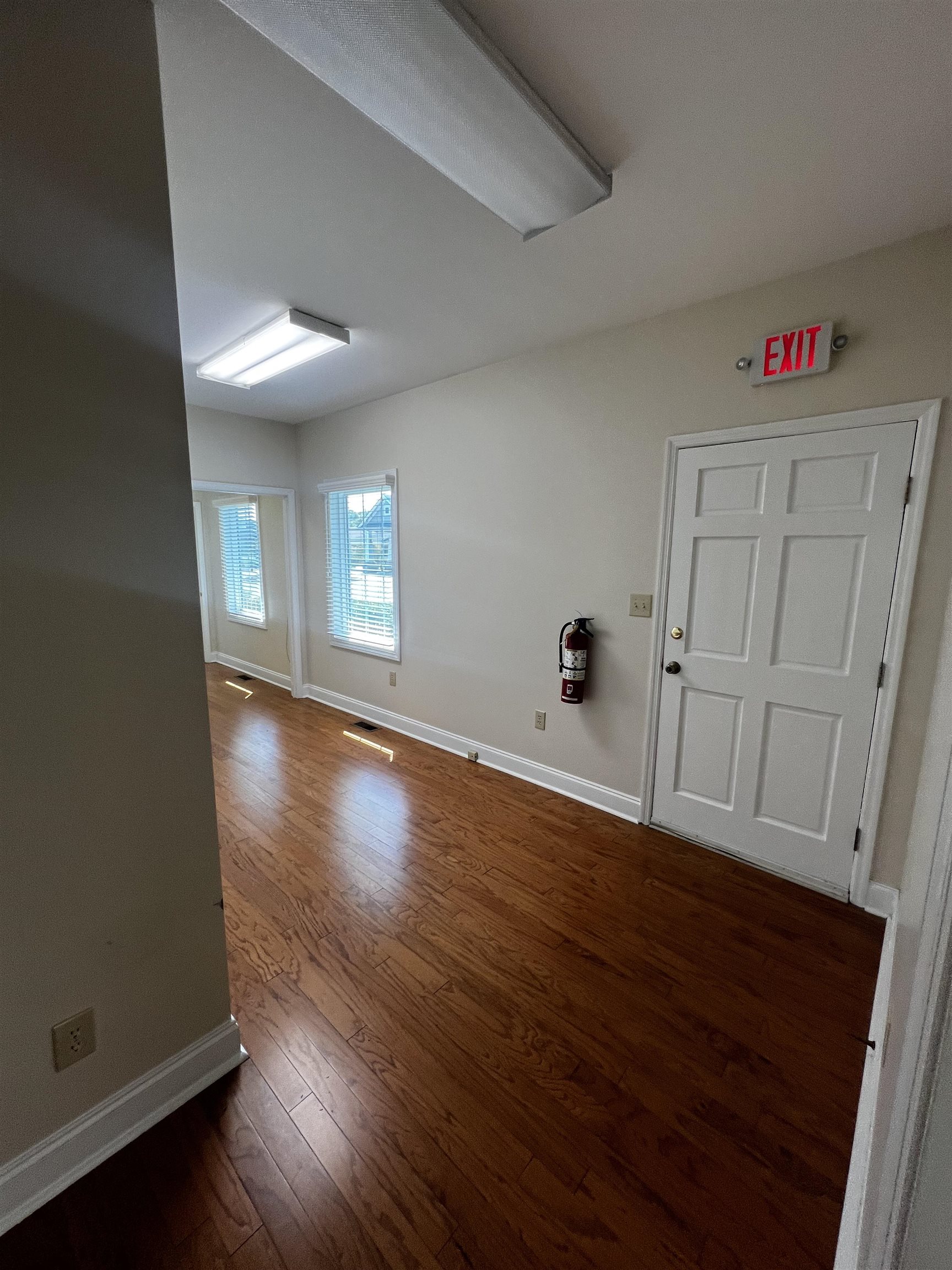 2591 N Fraser St. Property Photo 17