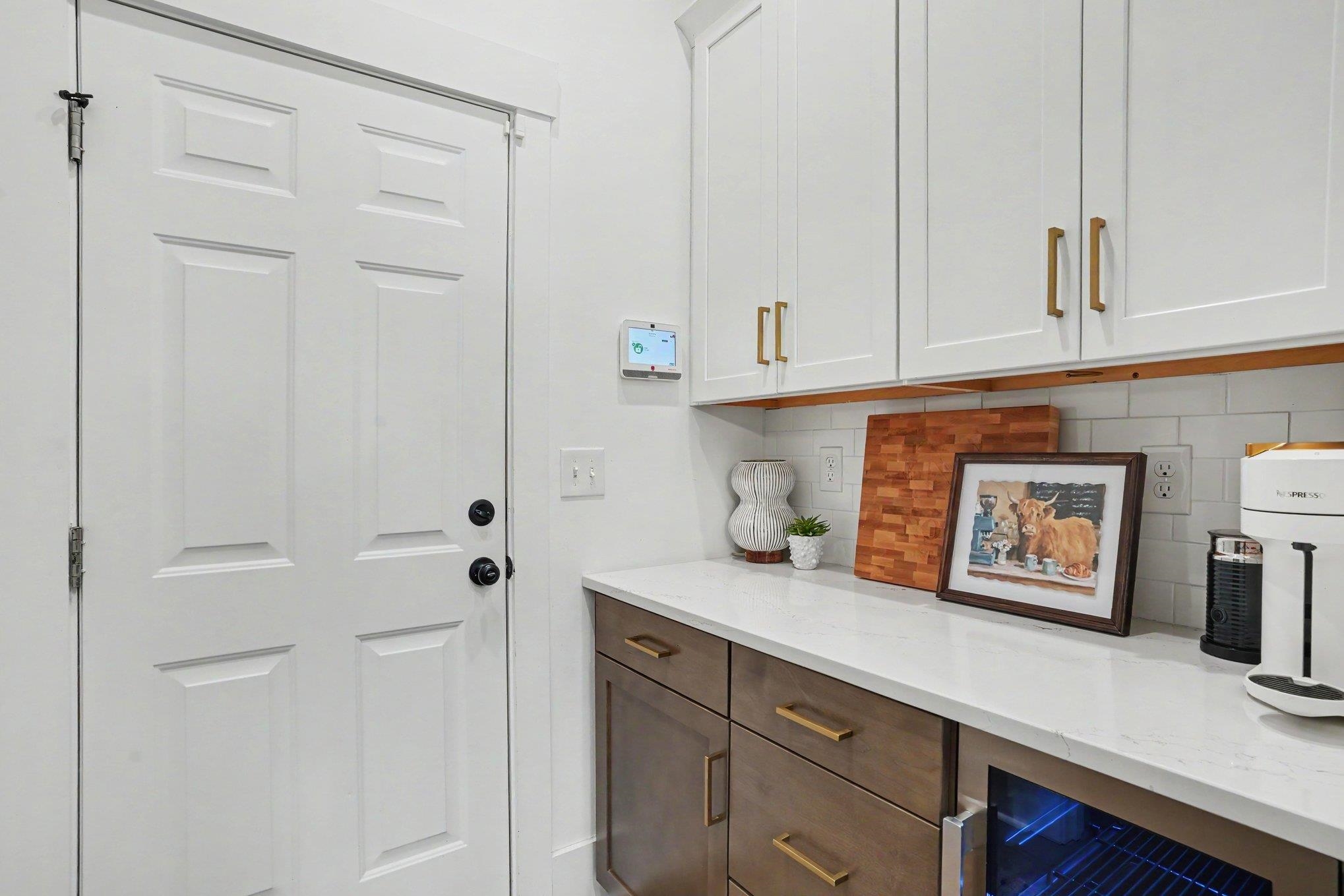 6436 Berg St. Property Photo 14
