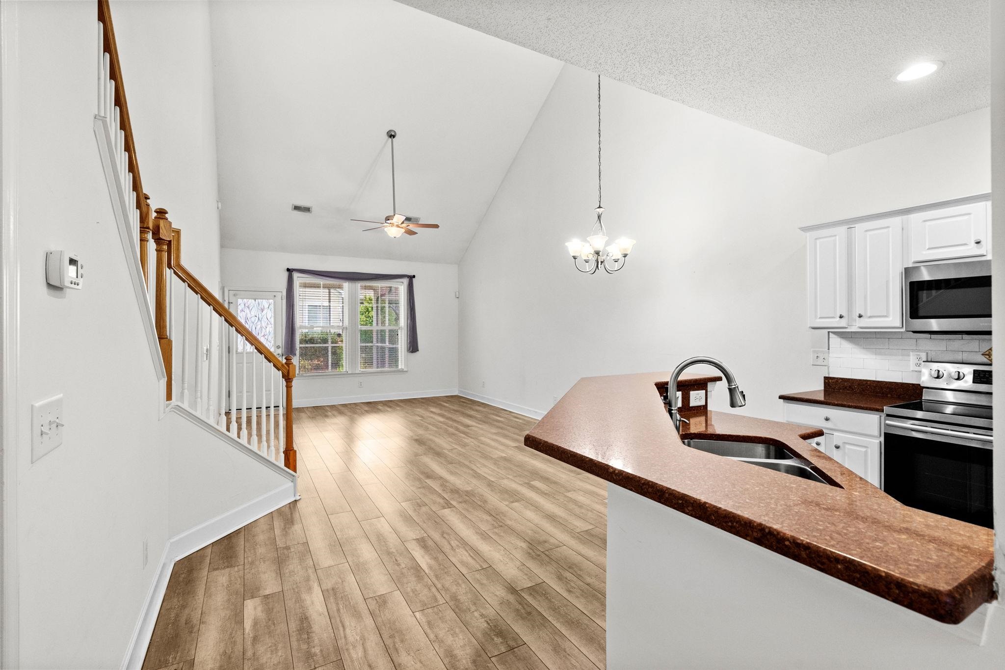 200 Threshing Way Property Photo 14